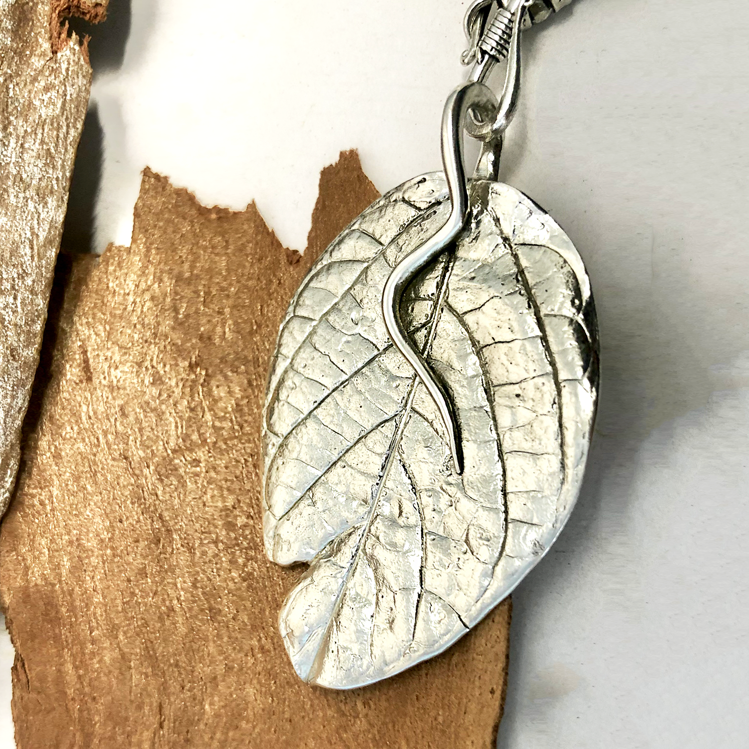 Silver Leaf Pendant Necklace、mySite、topwebapps