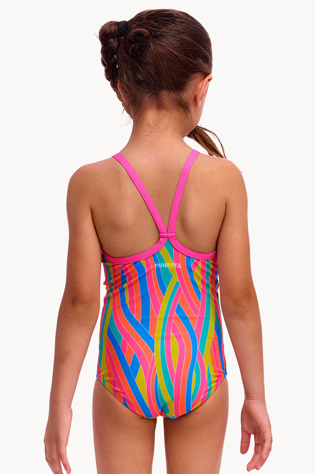  Girls Swirly Straws One Piece、mySite、justintrudeaud