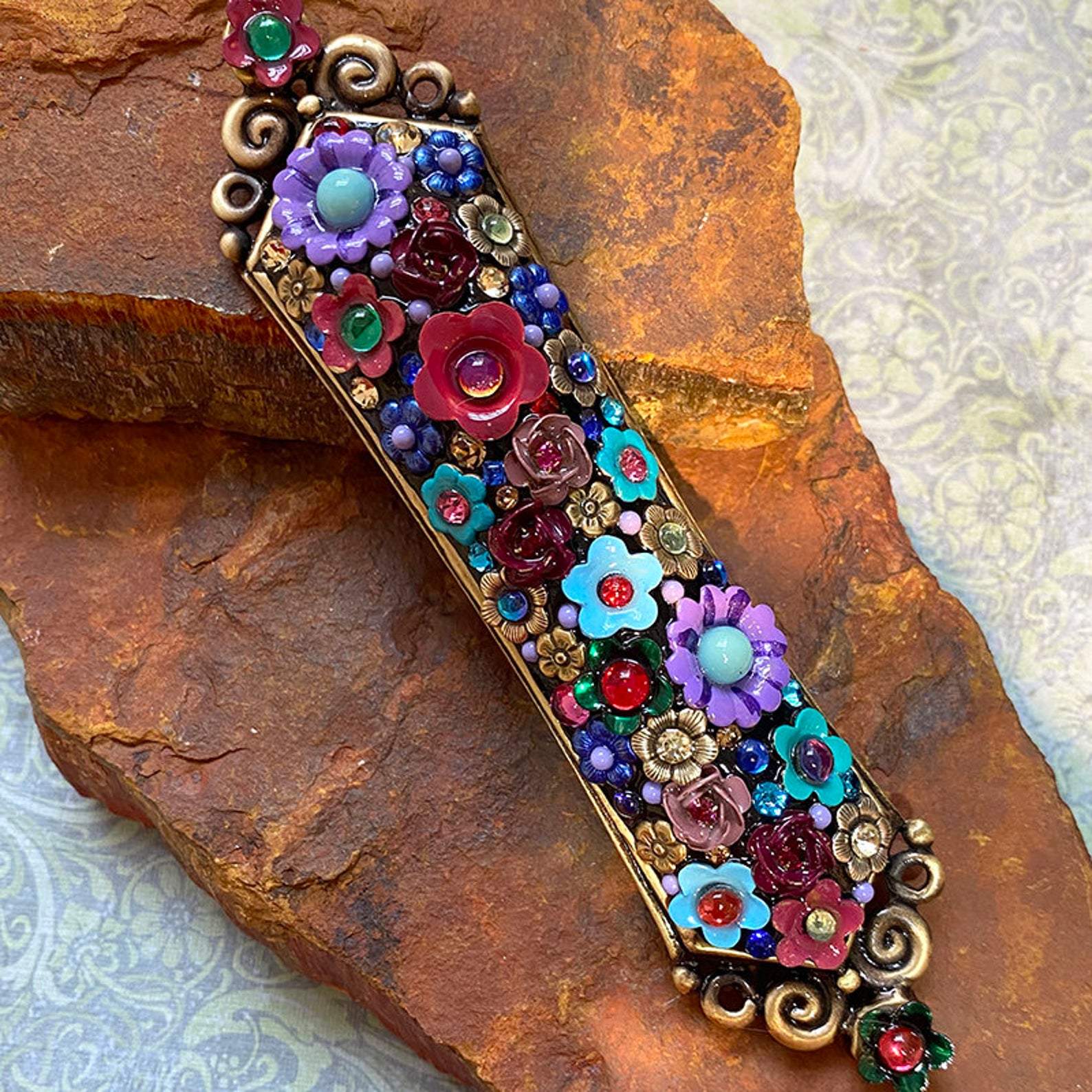 Michal Golan Mezuzah in Tropical Garden、mySite、topwebapps