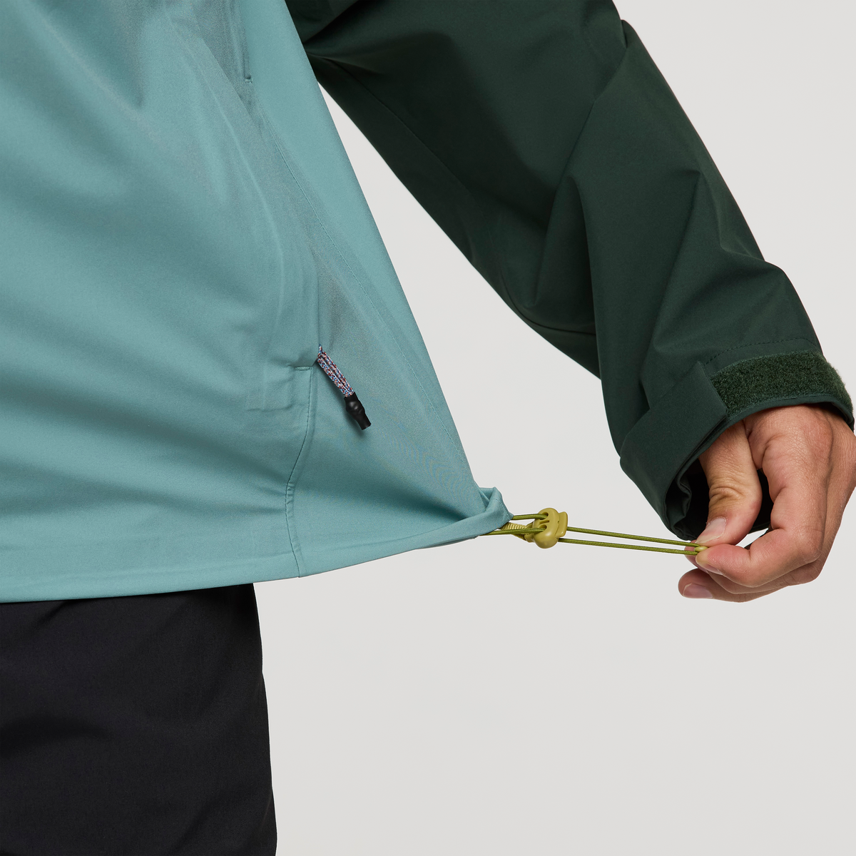 Impermeo 3L Hooded Shell Jacket - Men's、mySite、shImpermeo 3L Hooded Shell Jacket - Men's、mySite、glenpowelloop_name