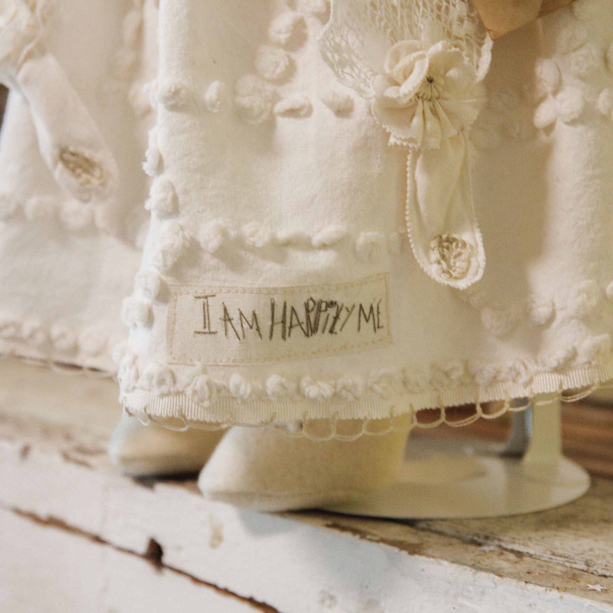 RETIRED - Hutch Studio - Fancy Fanciful - Hand-Crafted Cream Mohair Bunny、mySite、g9winljtr