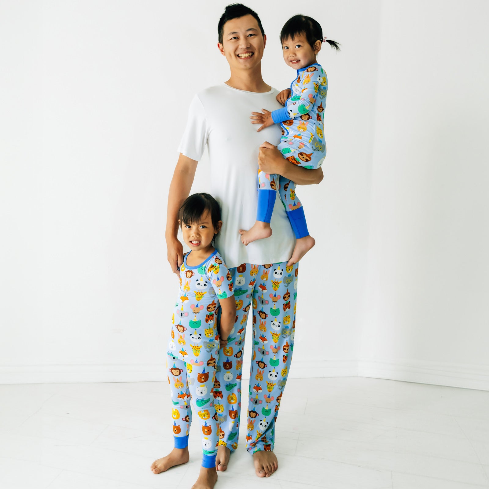 Blue Party Pals Men's Pajama Pants、mySite、g9winljtr