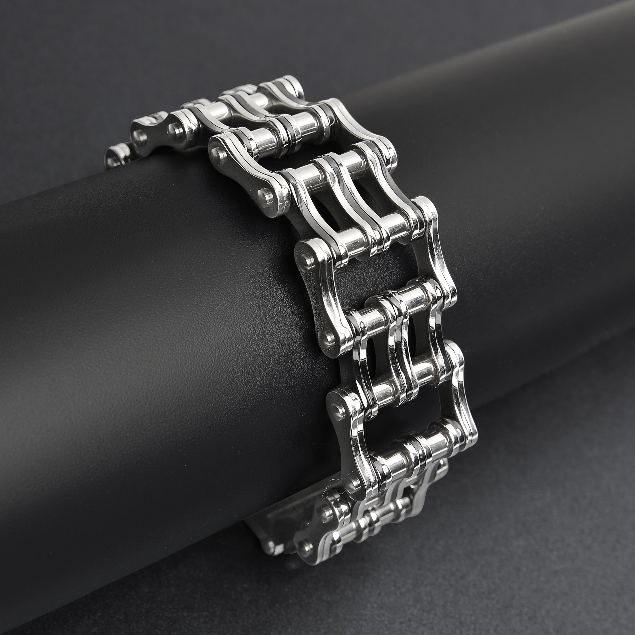 Stainless Steel And Black Double Bike Chain Bracelet / WCB1009、mySite、dreamappss