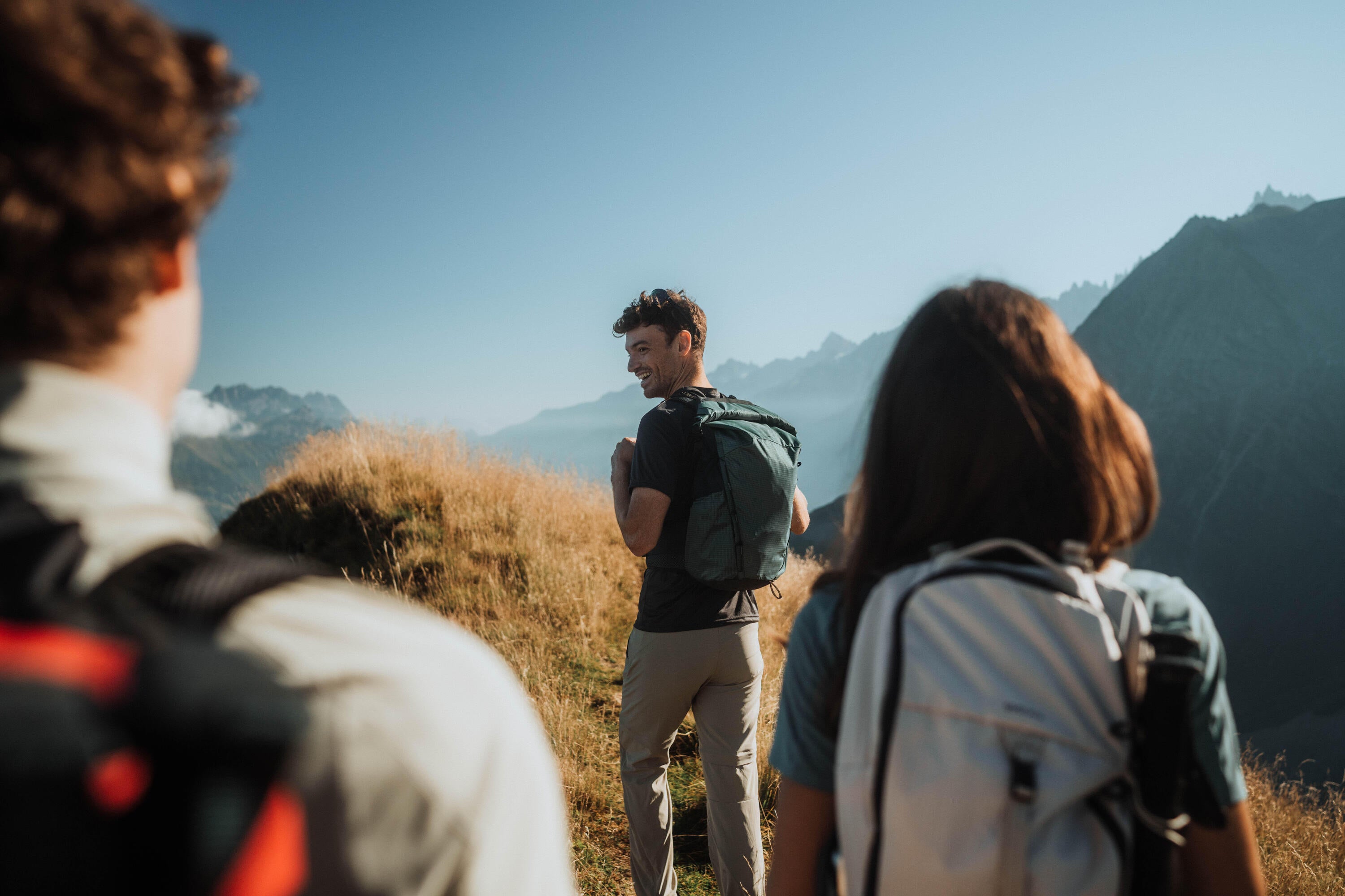 Quechua Men's Hiking Synthetic Short-Sleeved T-Shirt MH100
