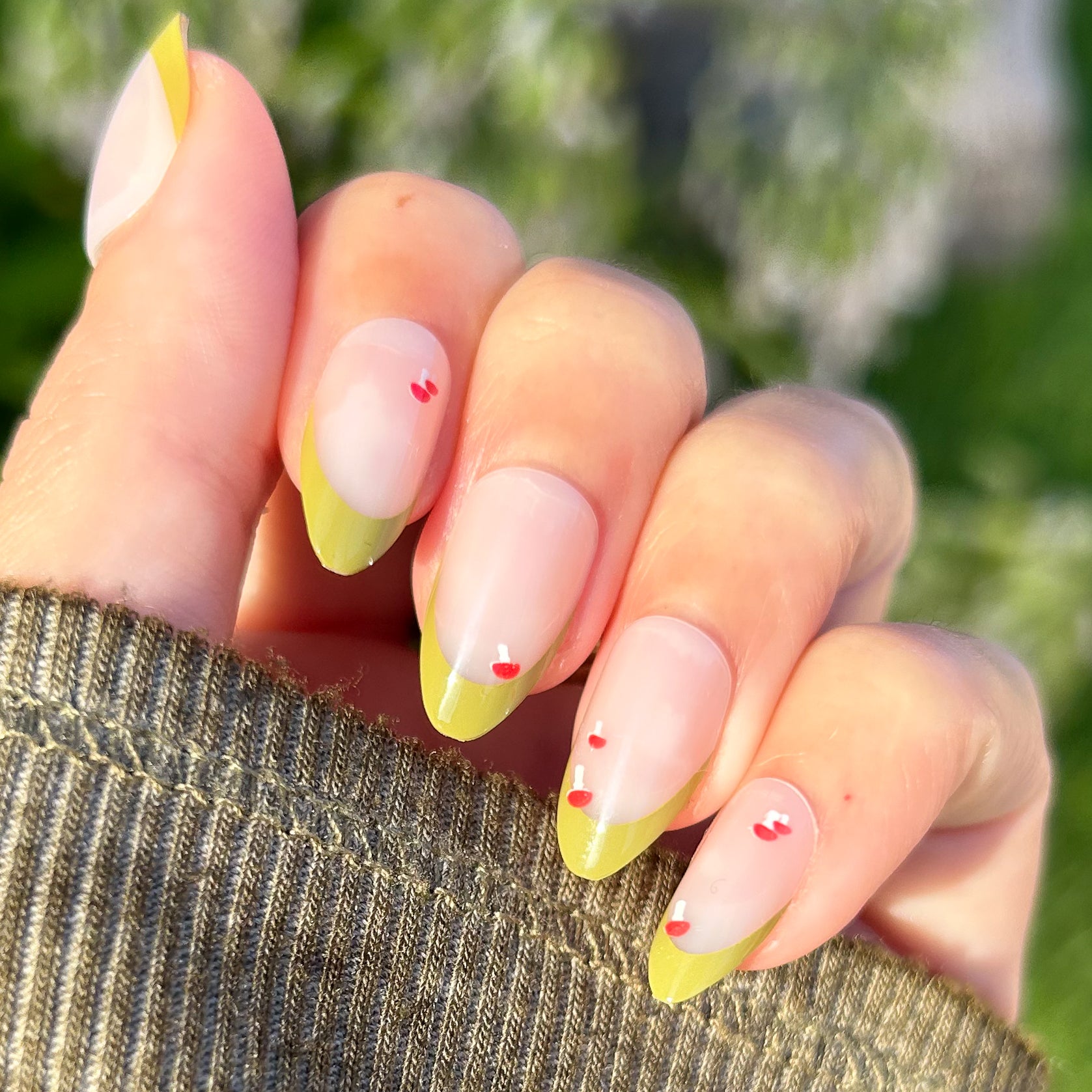 Mushroom Fall French - Press-On | Medium | Almond、mySite、solidvoid