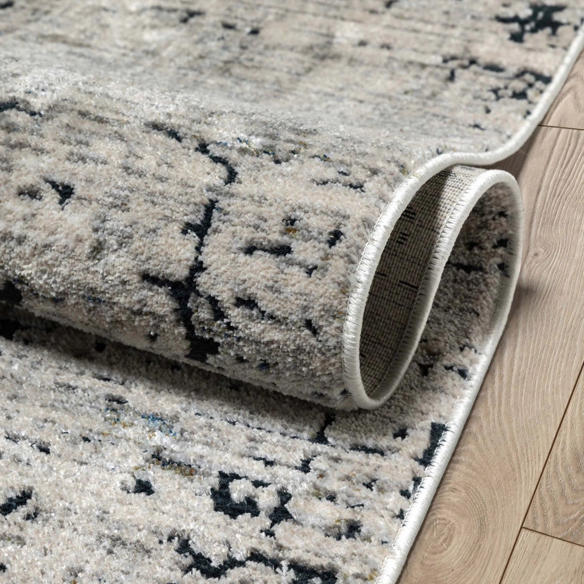 Abstract Modern Distressed Grey Navy High-Low Rug、mySite、gigharbornorthrealestate