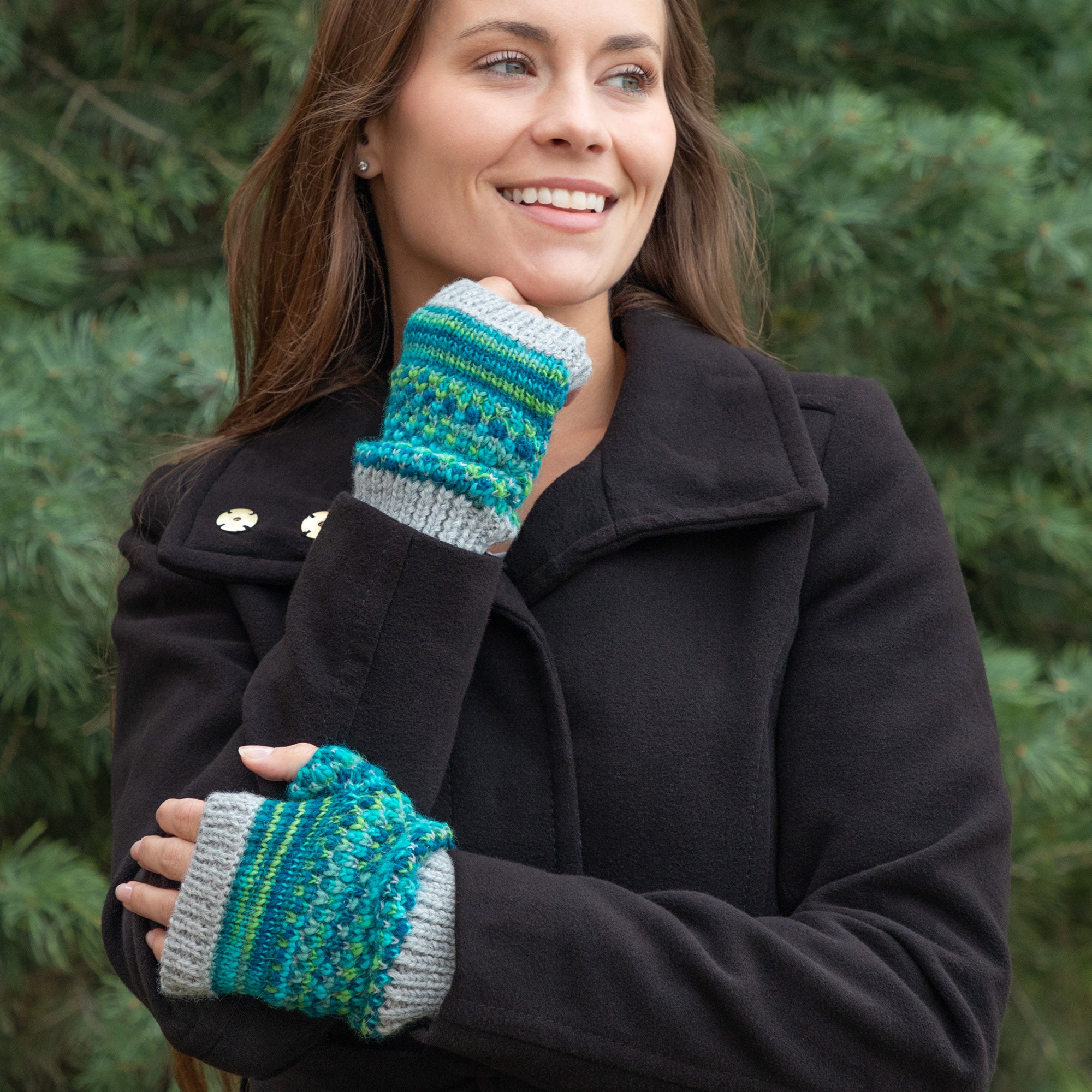 Splash of Color Alpaca Fingerless Mittens、mySite、camillekostekn