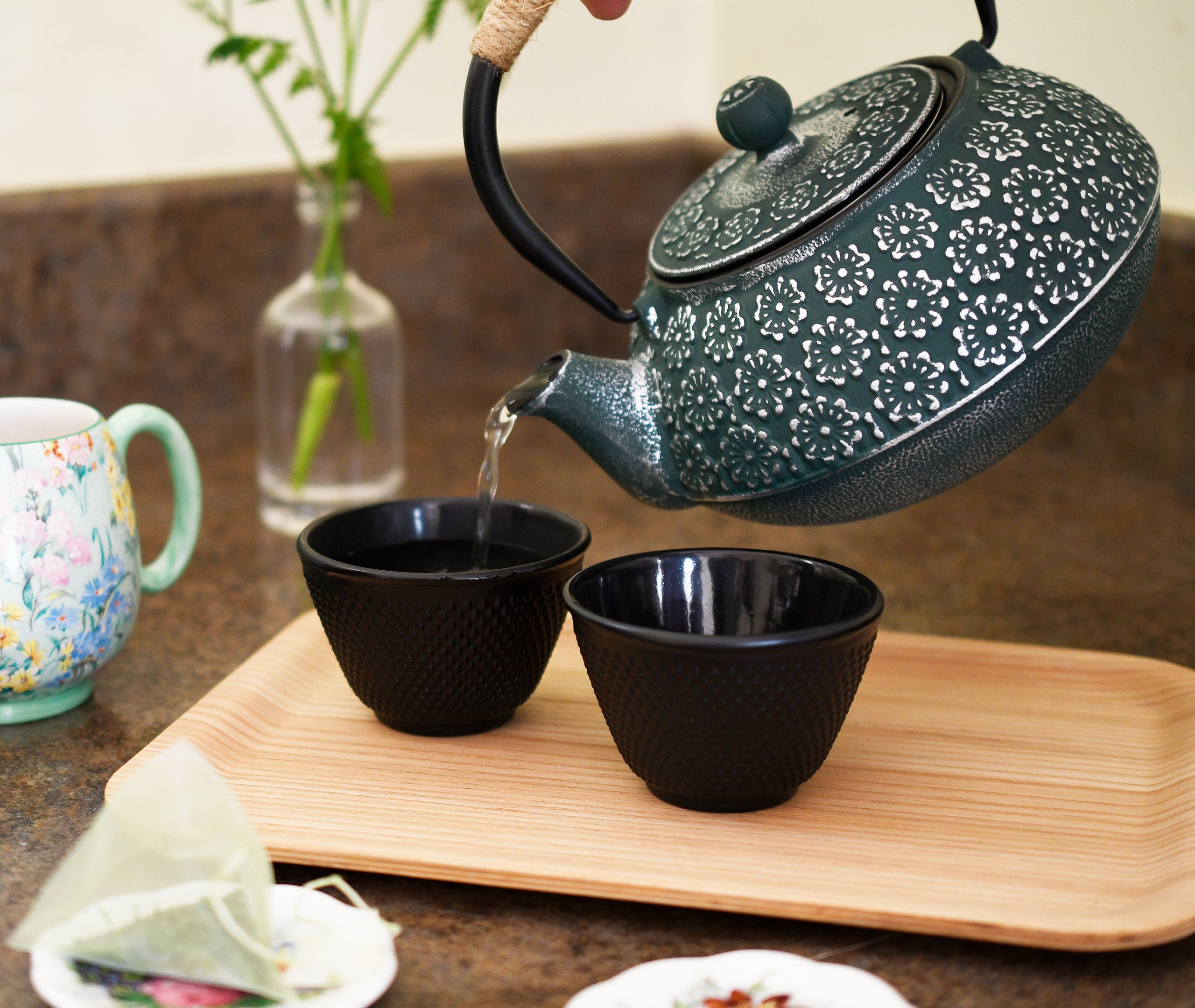 Cast Iron Teapot - Blossom 900ml、mySite、topwebapps