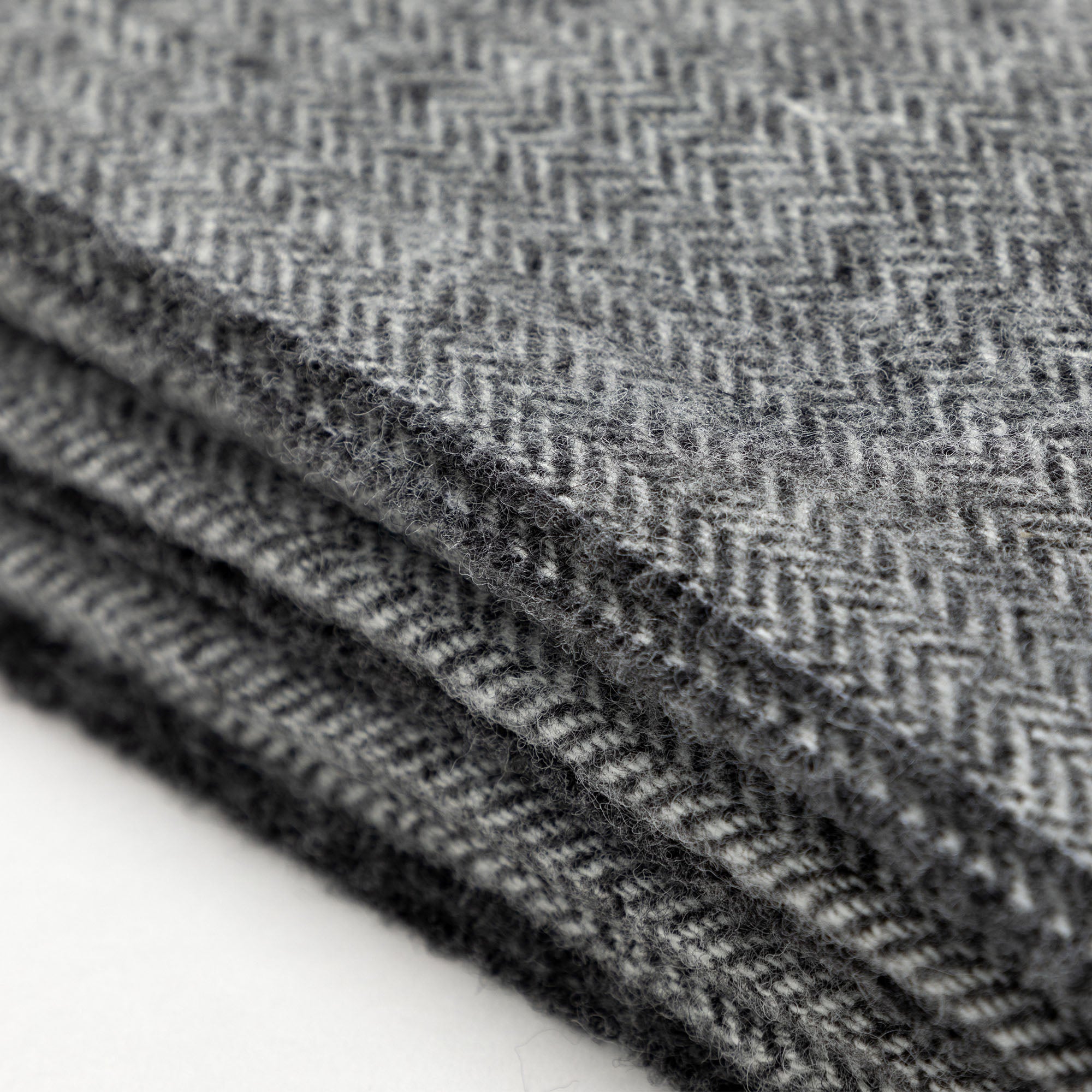 Ukrainian 100% Merino Wool Throw Blanket、mySite、camillekostekn