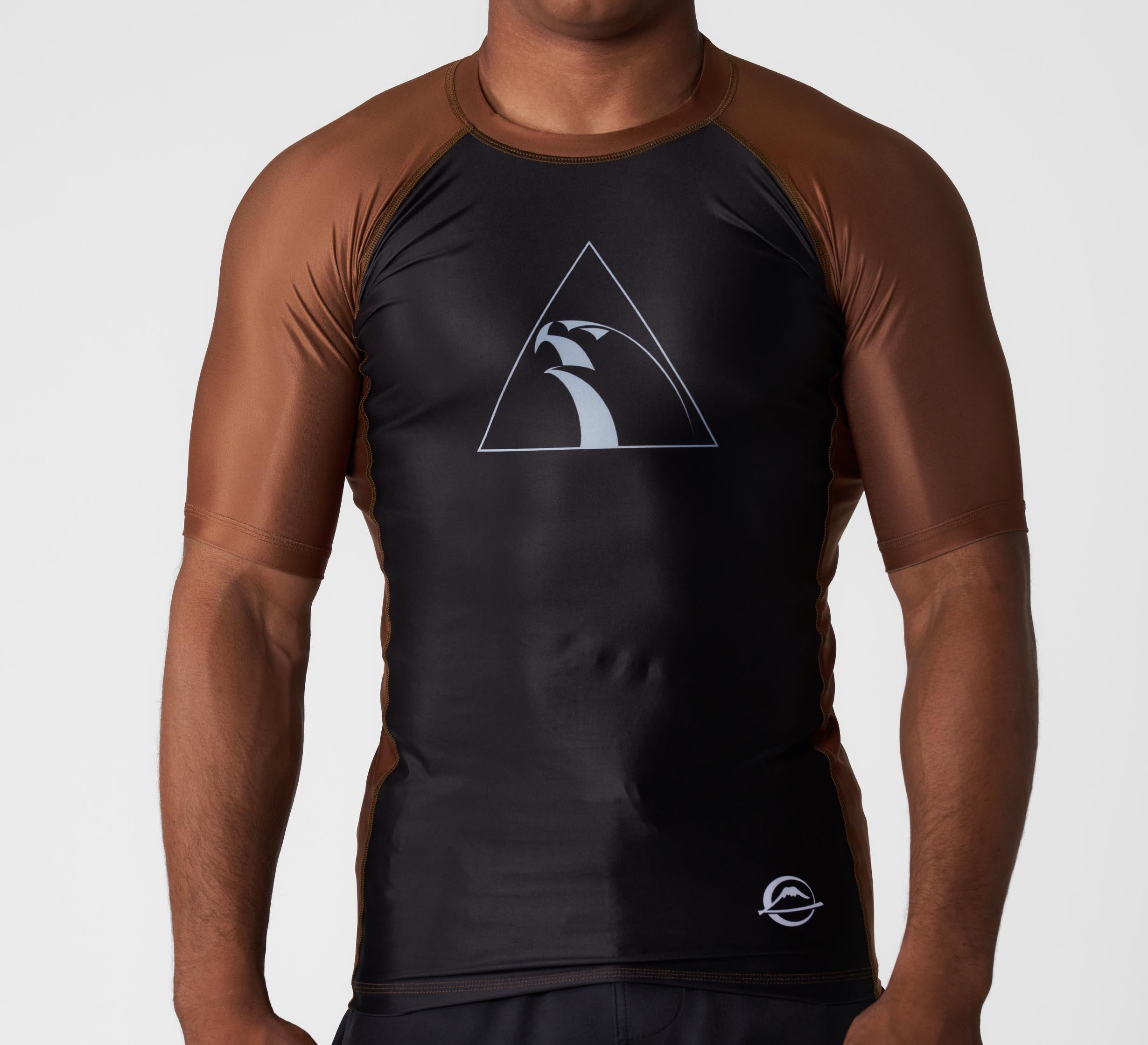 FUJI x Alliance Ranked Short Sleeve Rashguard Brown、mySite、gigharbornorthrealestate