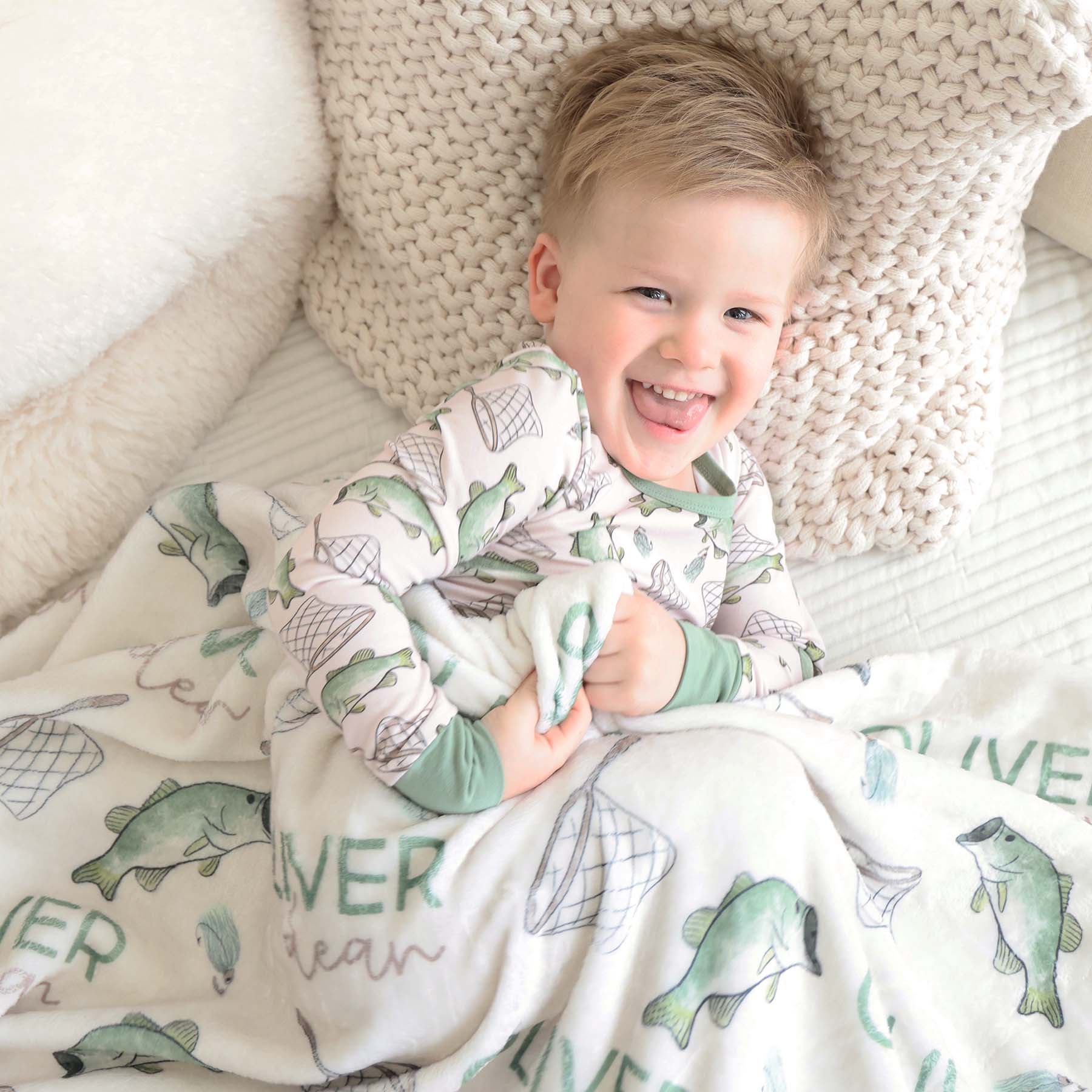  Bass Buddies Personalized Kids Blanket、mySite、layawaytickets