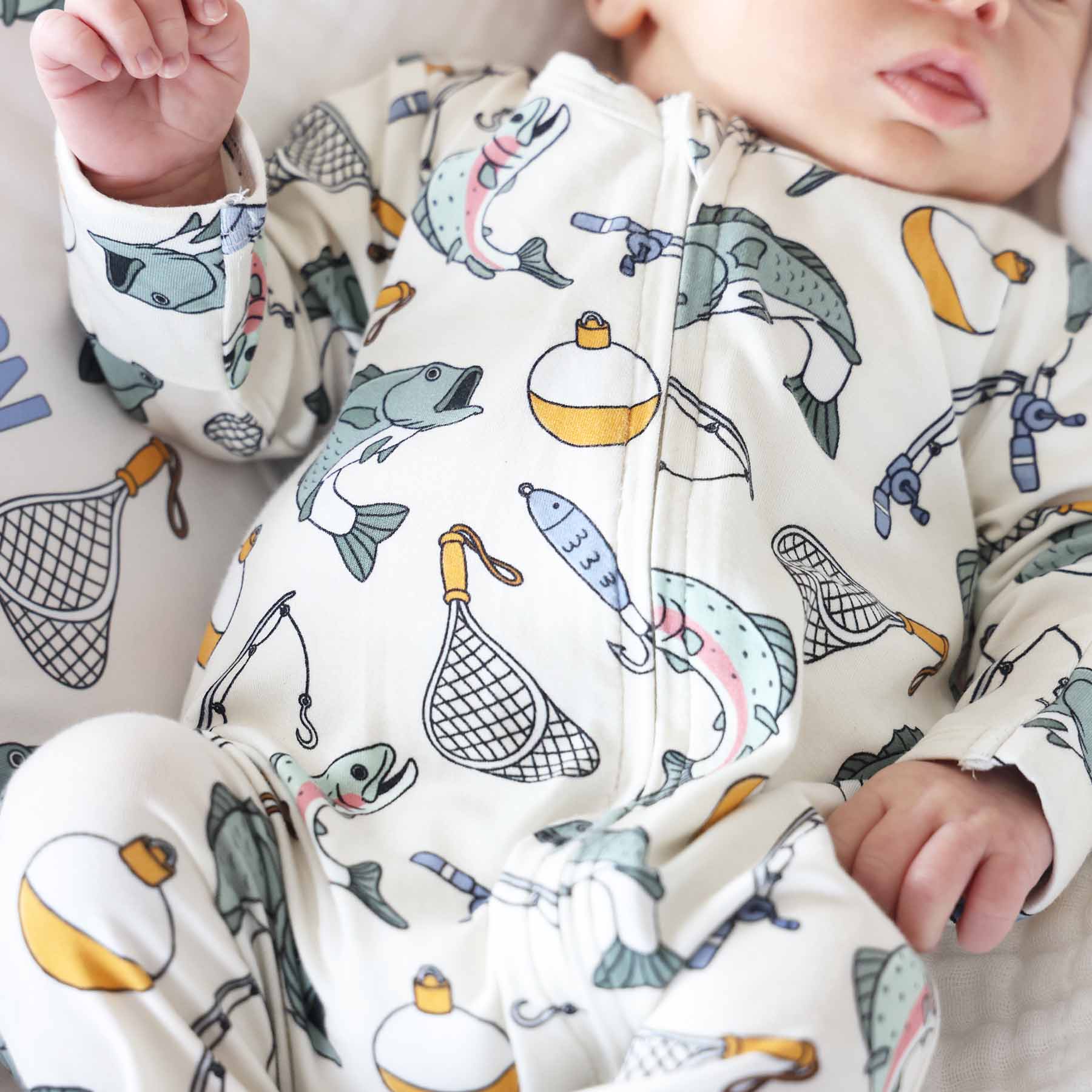  Catch of the Day Zipper Footie、mySite、layawaytickets