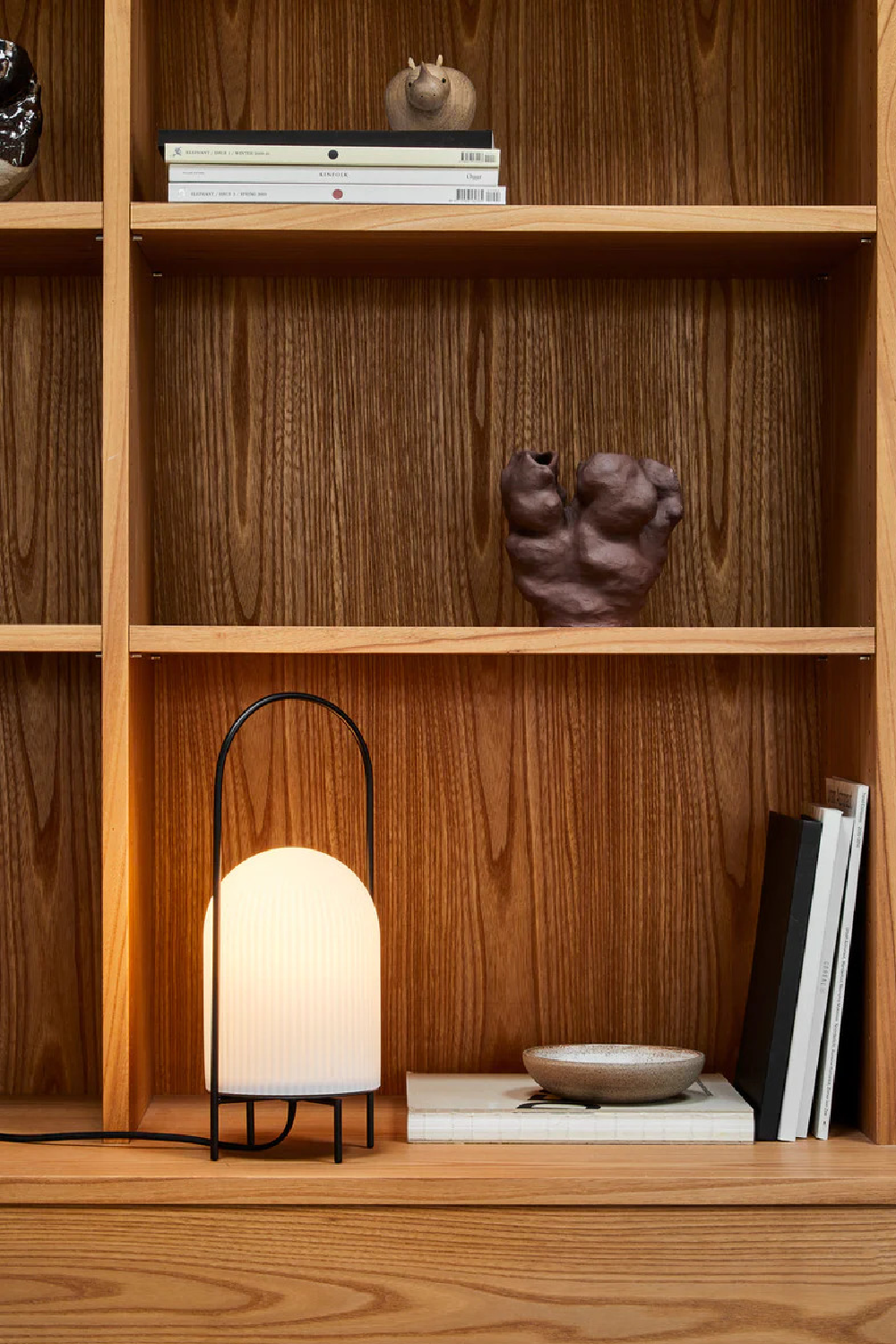 White Glass Contemporary Table Lamp | WOUD Ghost、mySite、neckold