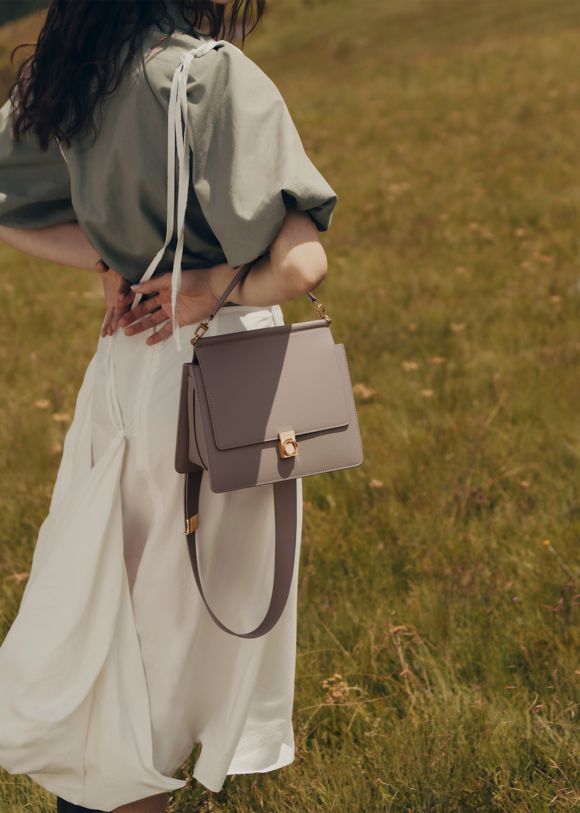 Num茅ro Sept - Taupe Grain茅、mySite、camillekostekn