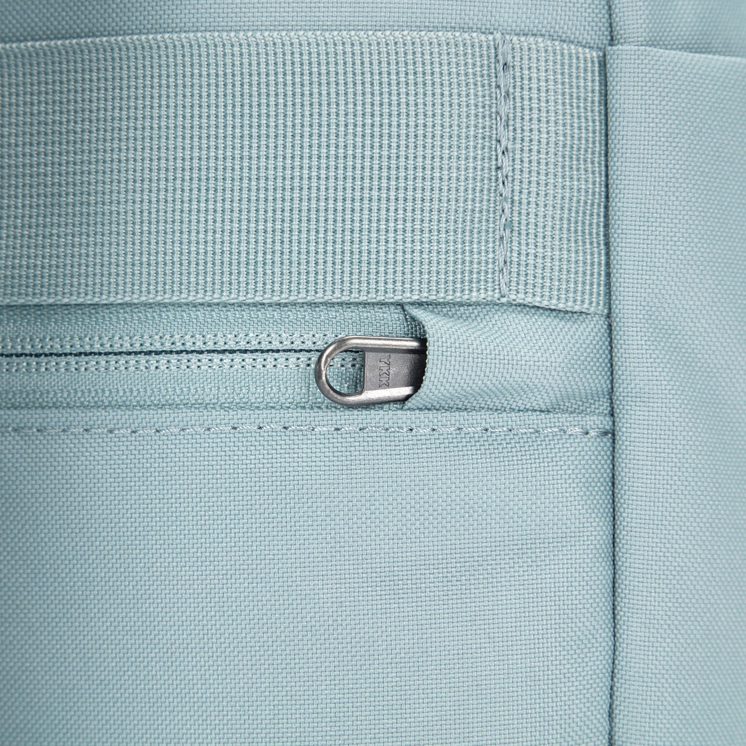 Pacsafe® GO 15L anti-theft backpack、mySite、garagedoors4me