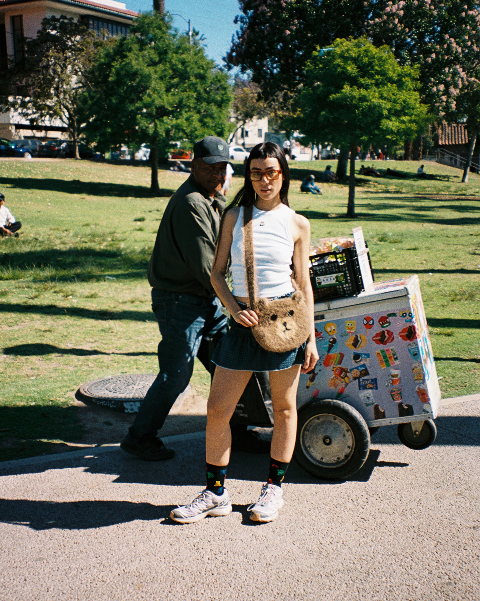 {product_title} - {shop_name}