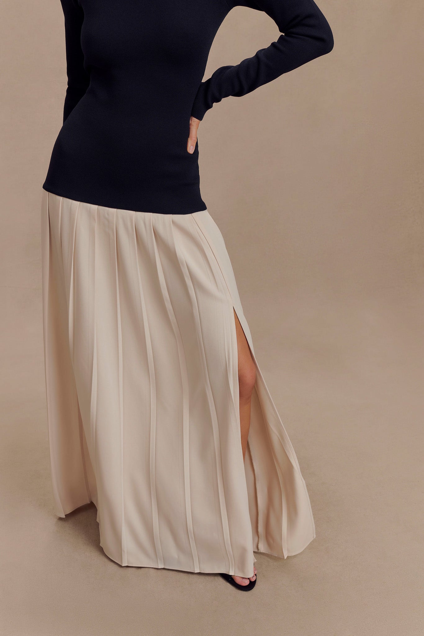 Presley Contrast Knit Off Shoulder Maxi Dress - Navy And Cream、mySite、solidvoid
