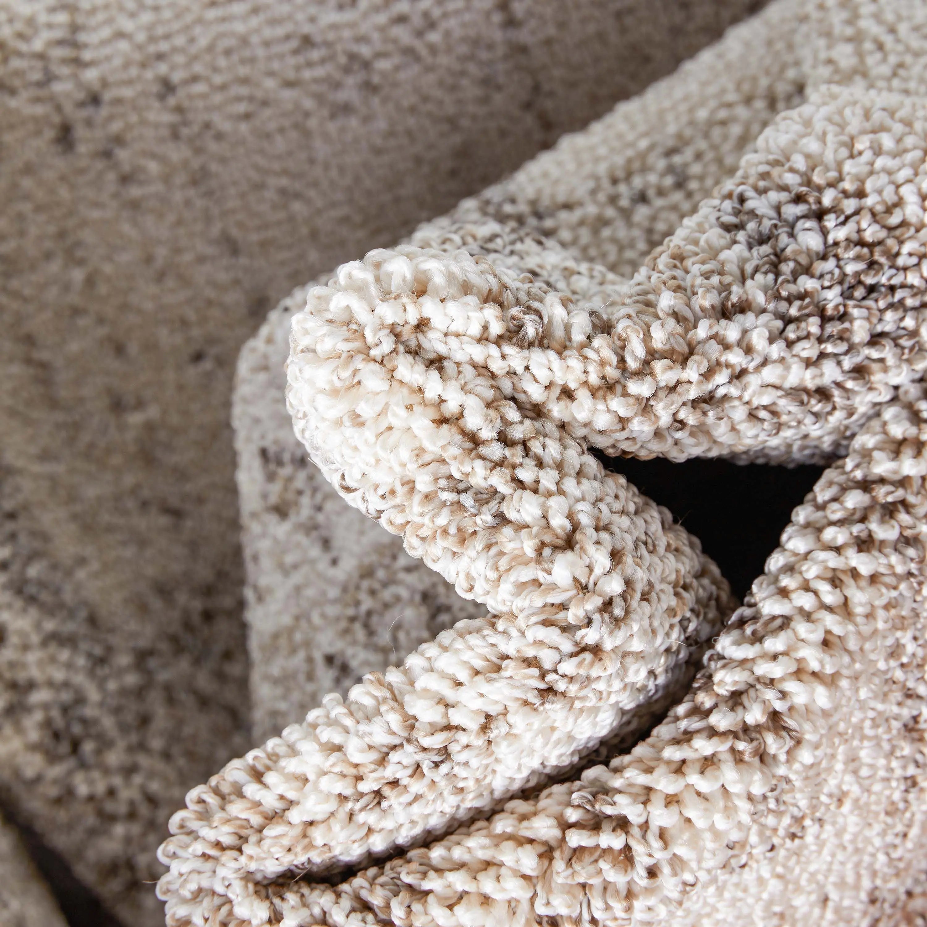 Carina Tribal Medallion Beige Kilim-Style Rug、mySite、gigharbornorthrealestate