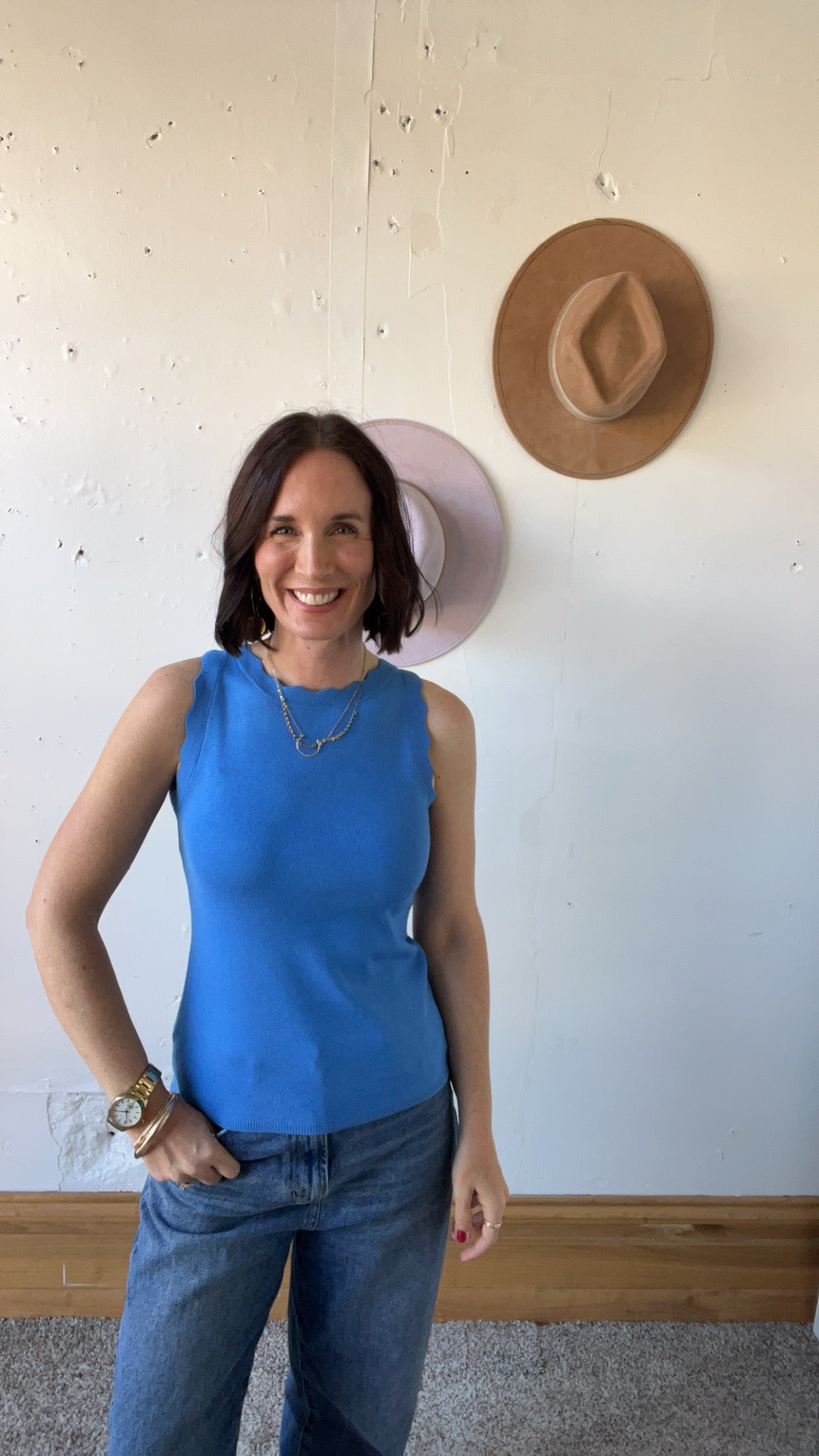 Monica's Scalloped Tank、mySite、garagedoors4me