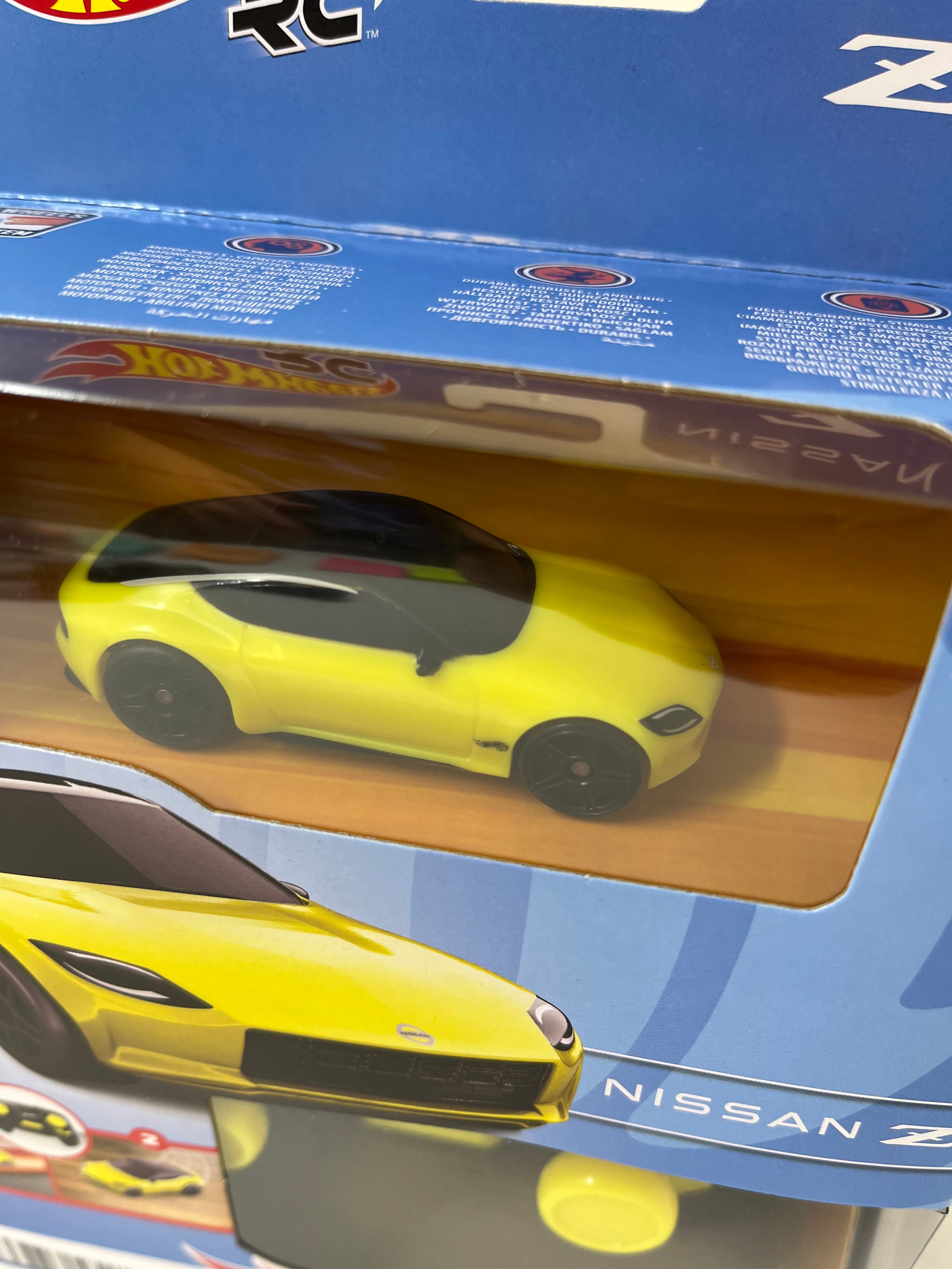 Nissan Z * RC Car * 2024 Hot Wheels Remote Control、mySite、hgirdovlk