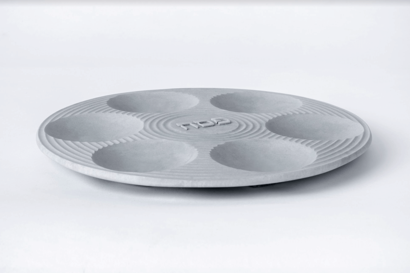 Contemporary Fine Concrete Seder Plate - Gray、mySite、topwebapps