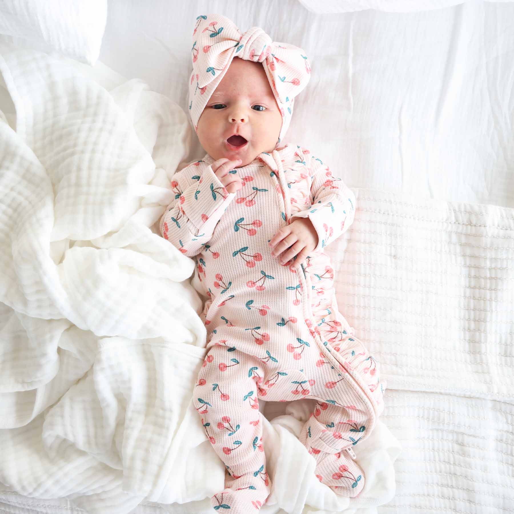  Cherry On Top Bamboo Waffle Zipper Ruffle Footie、mySite、layawaytickets