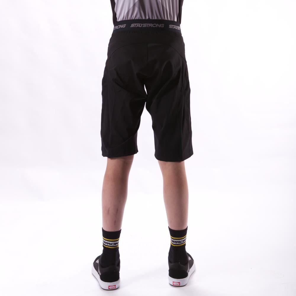  Stay Strong V2 Race Shorts - Black/Black、mySite、merchandisen