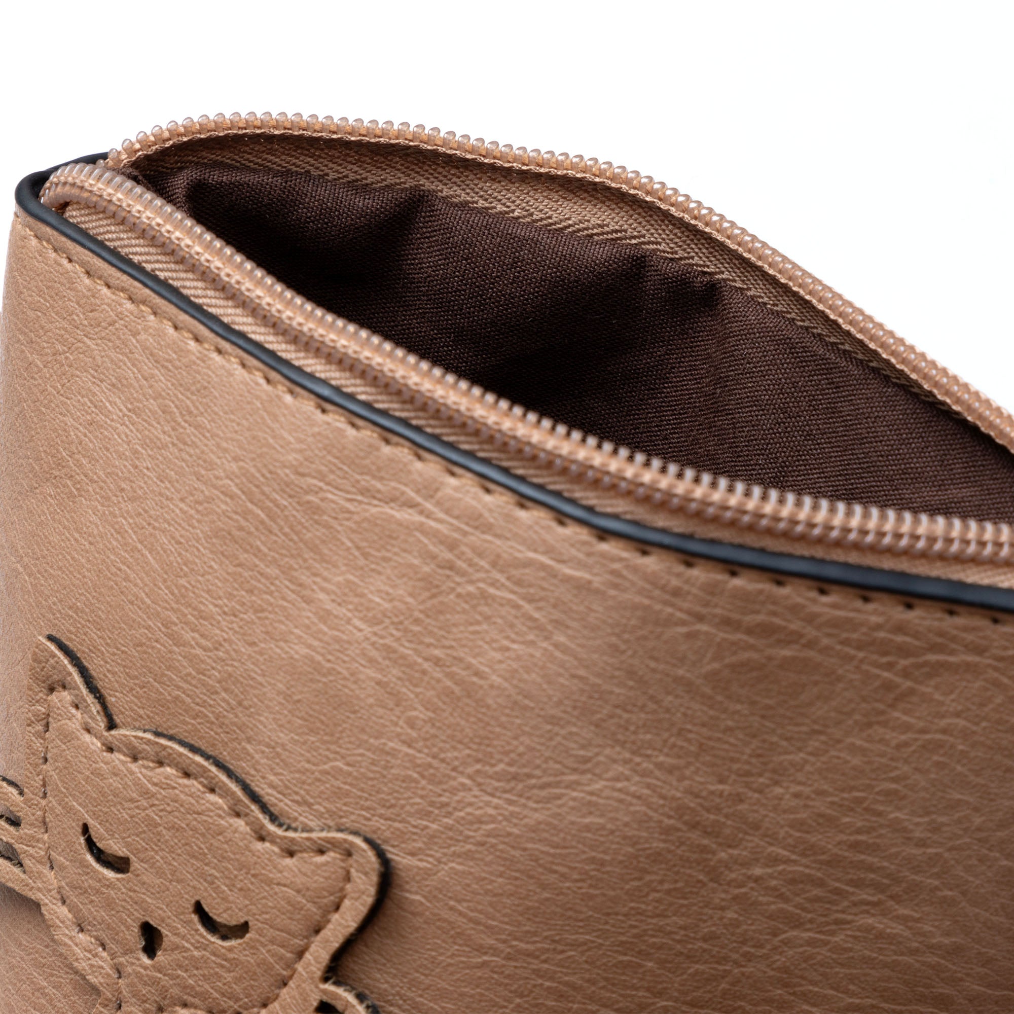 Cut Out Cat Crossbody Bag、mySite、camillekostekn