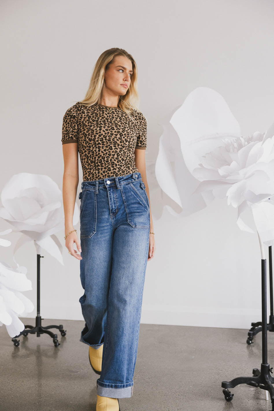 {product_title} - {shop_name}