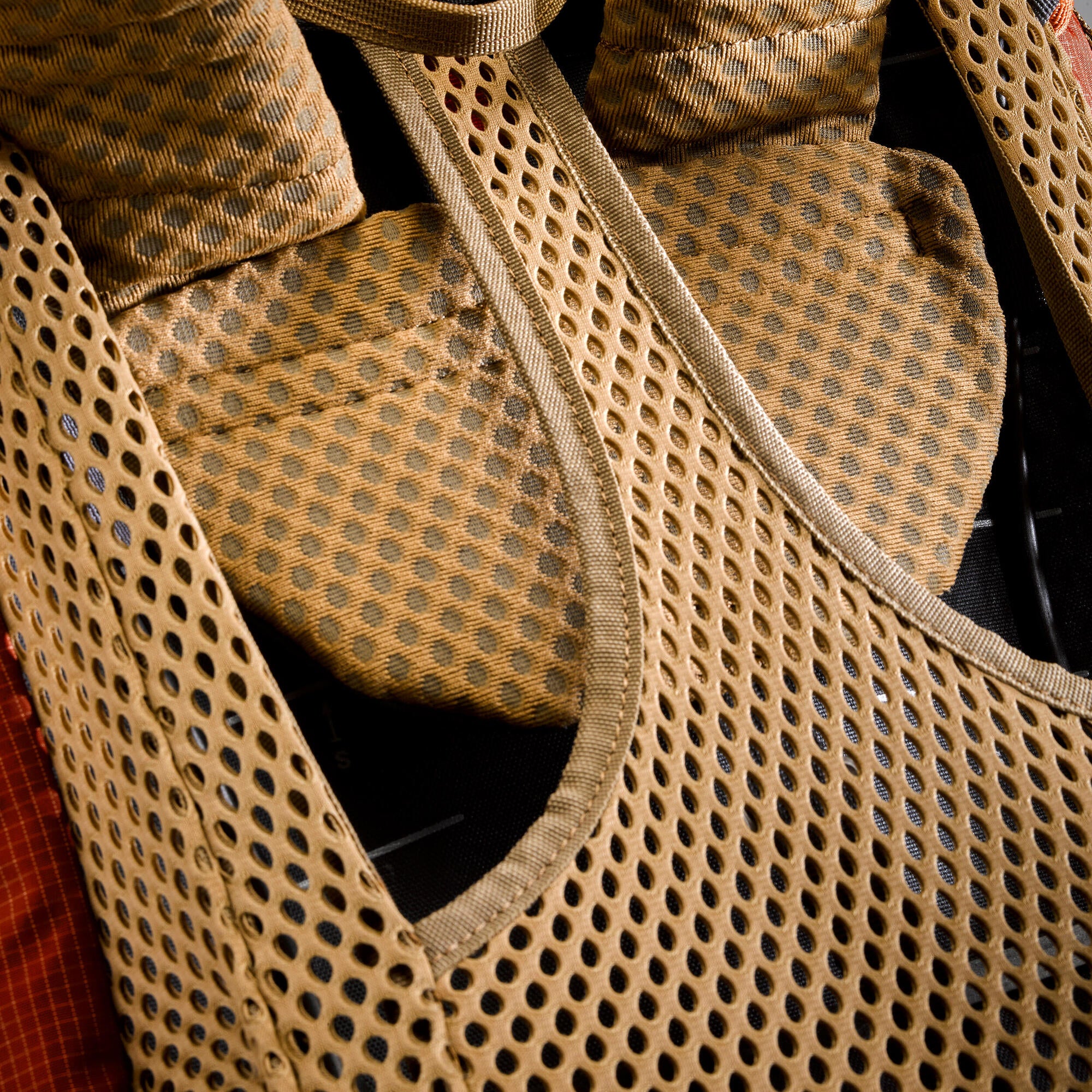 Forclaz Men's MT500 Air 60 + 10 L Backpacking Pack