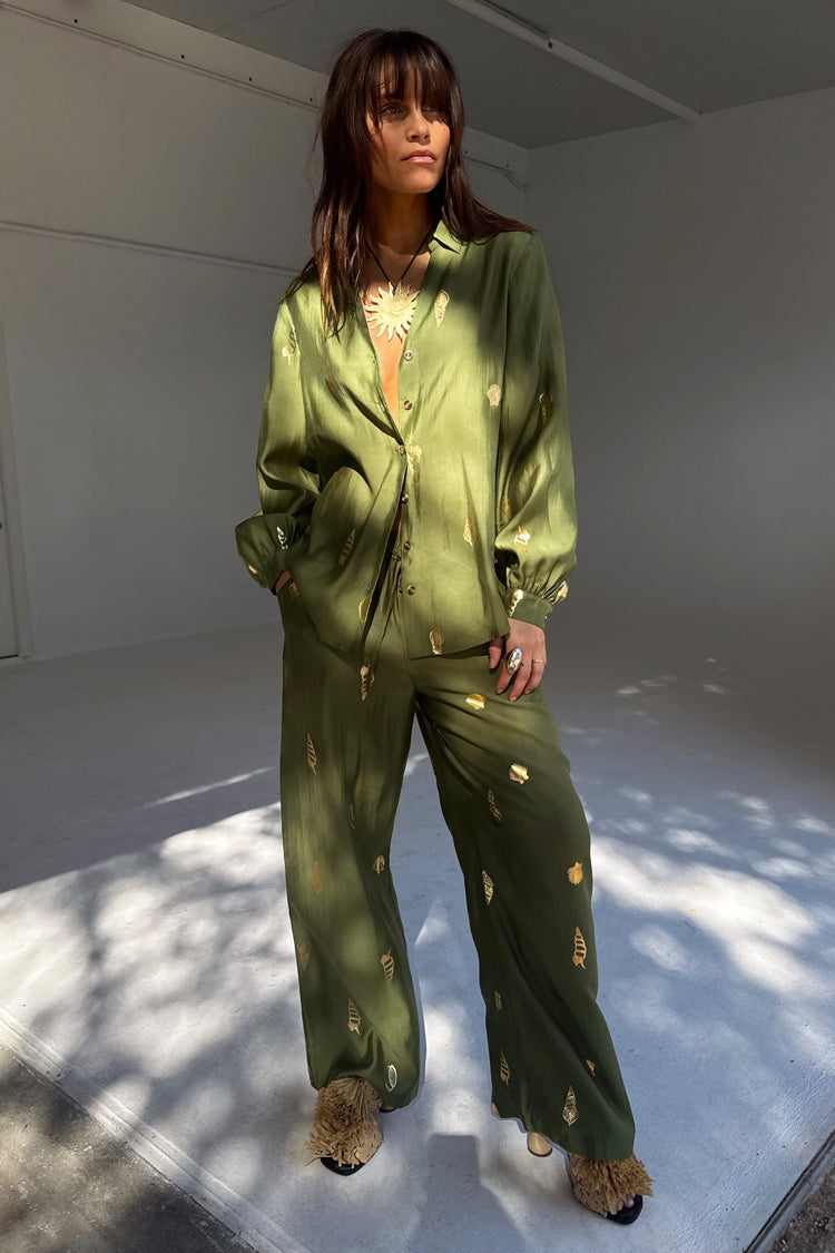 Khaki Shell Miley Shirt、mySite、solidvoid