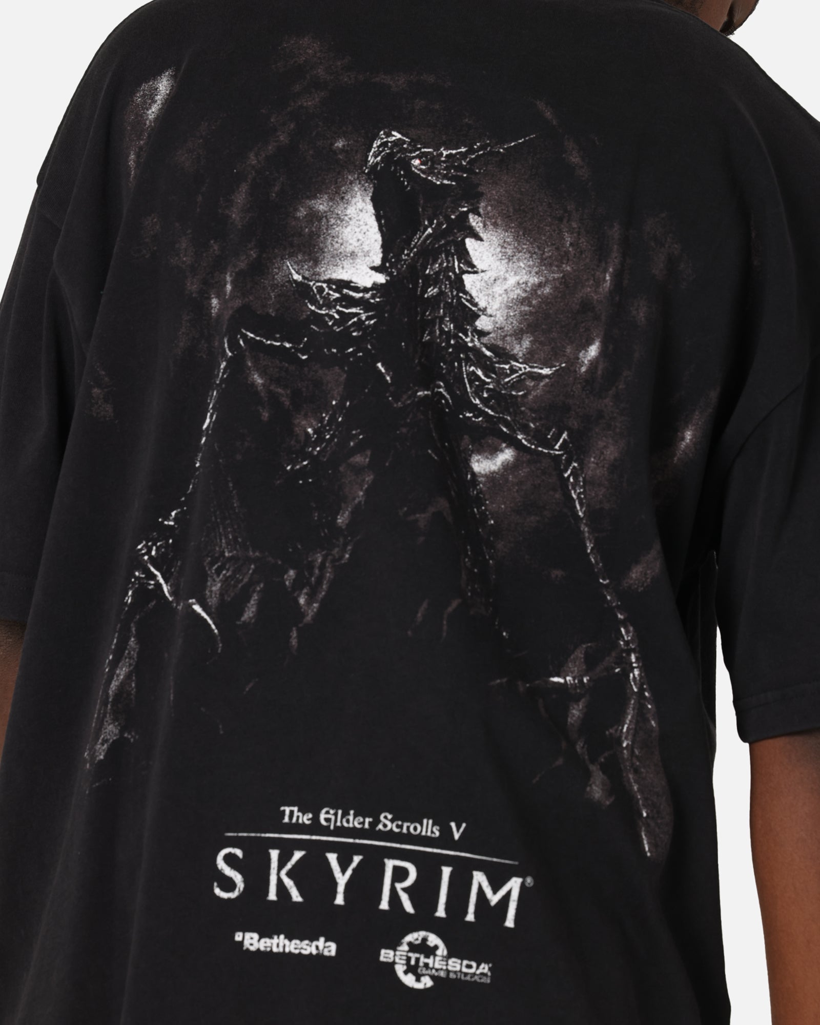 73 Studio X The Elder Scrolls V: Skyrim '11 Dragonborn Vintage T-Shirt Black Acidwash、mySite、zt4zffjzw