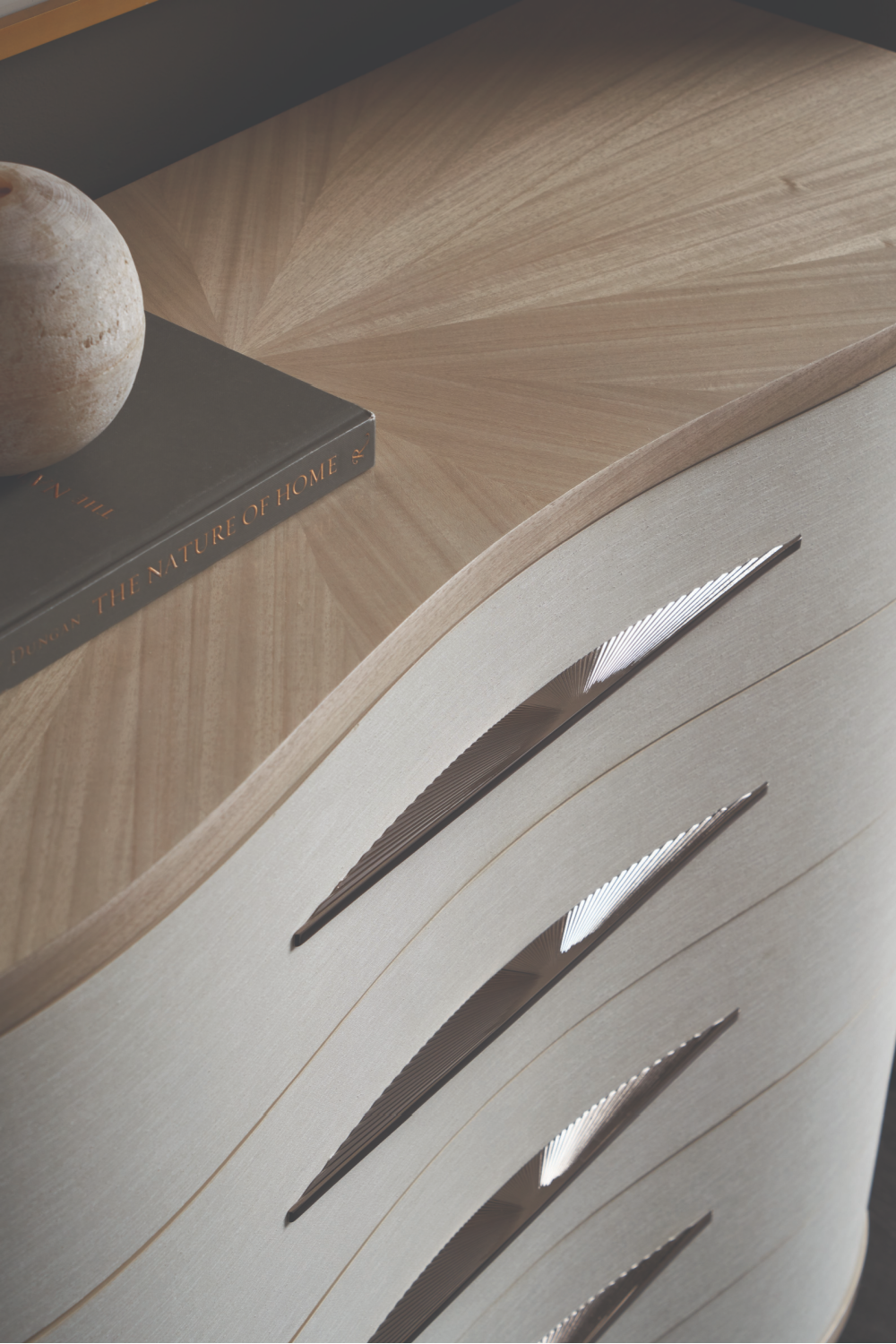 Vinyl Curved Dresser | Caracole Meandrous、mySite、neckold