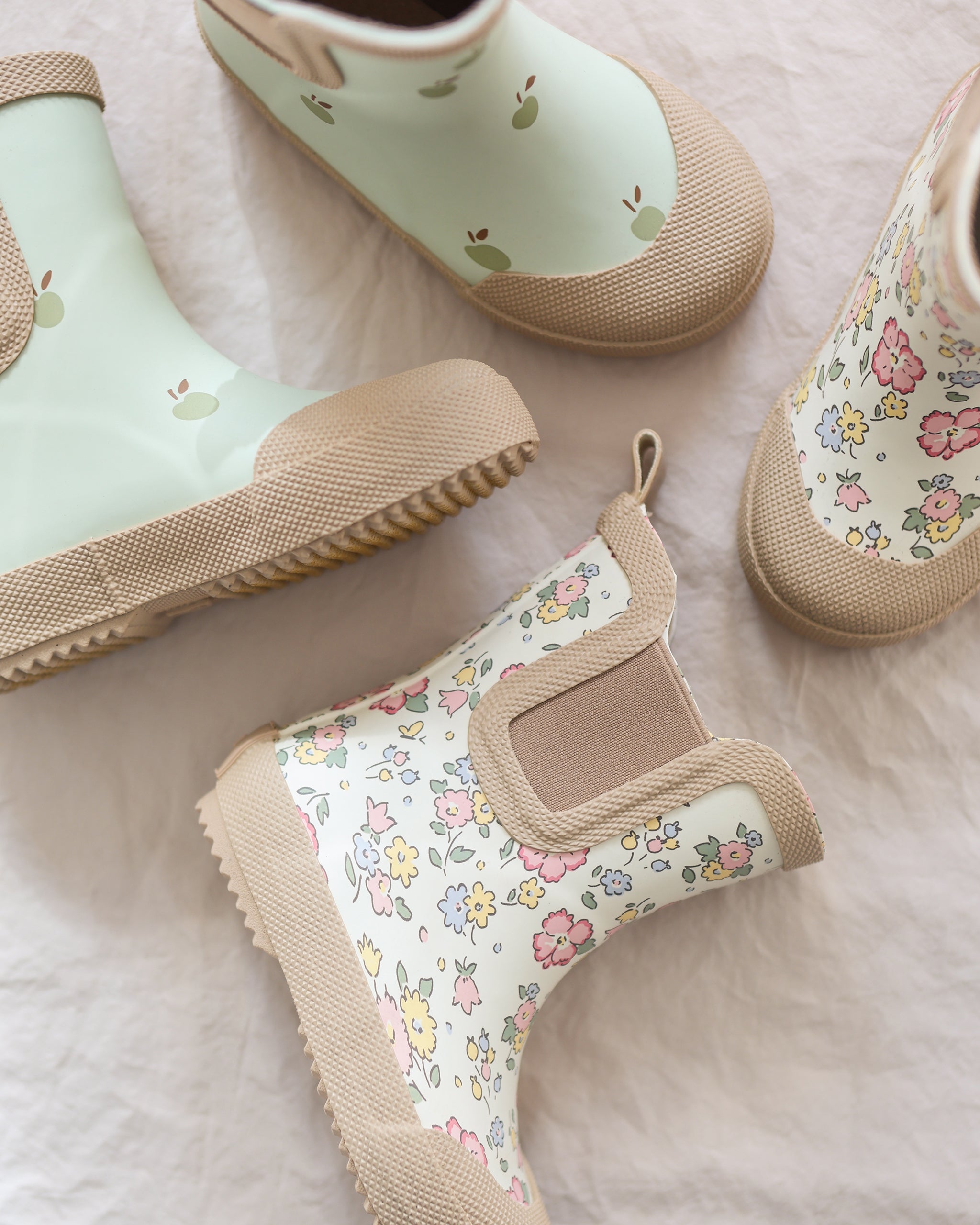  Rain Boots || Bloom、mySite、layawaytickets