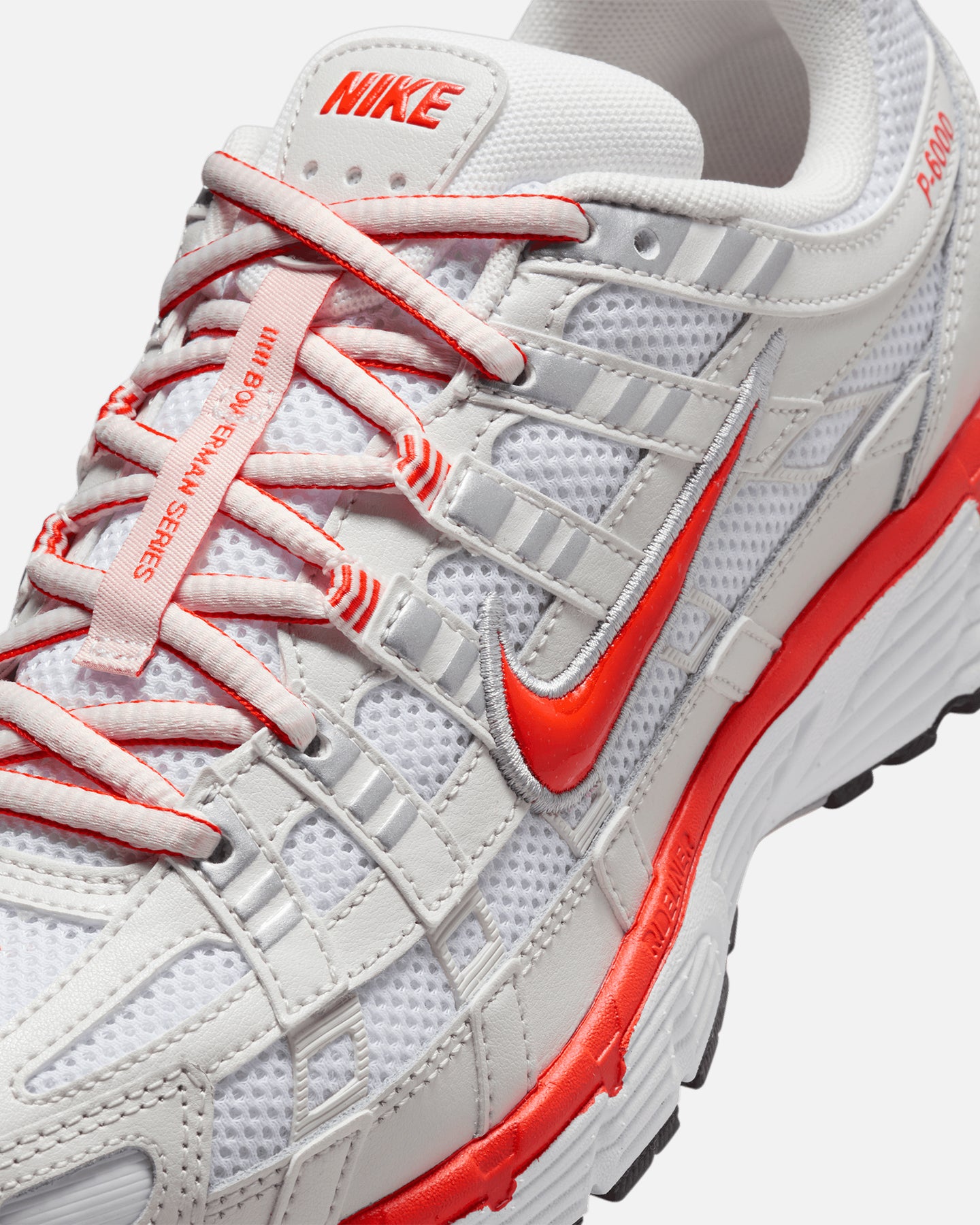Nike Women's P-6000 White/Picante Red、mySite、zt4zffjzw