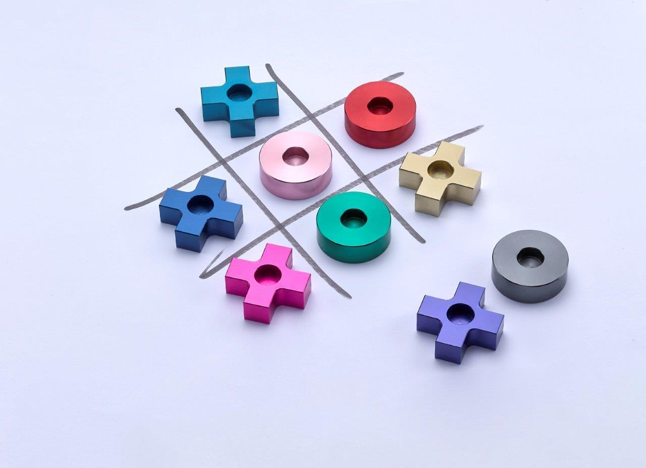 Tic Tac Toe Menorah by Laura Cowan - Rainbow、mySite、topwebapps