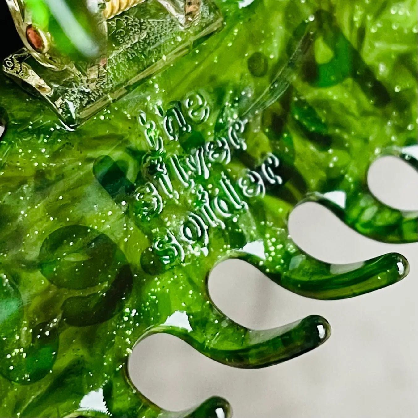 Rhinestone Pickles Hairclip - Green、mySite、topwebapps