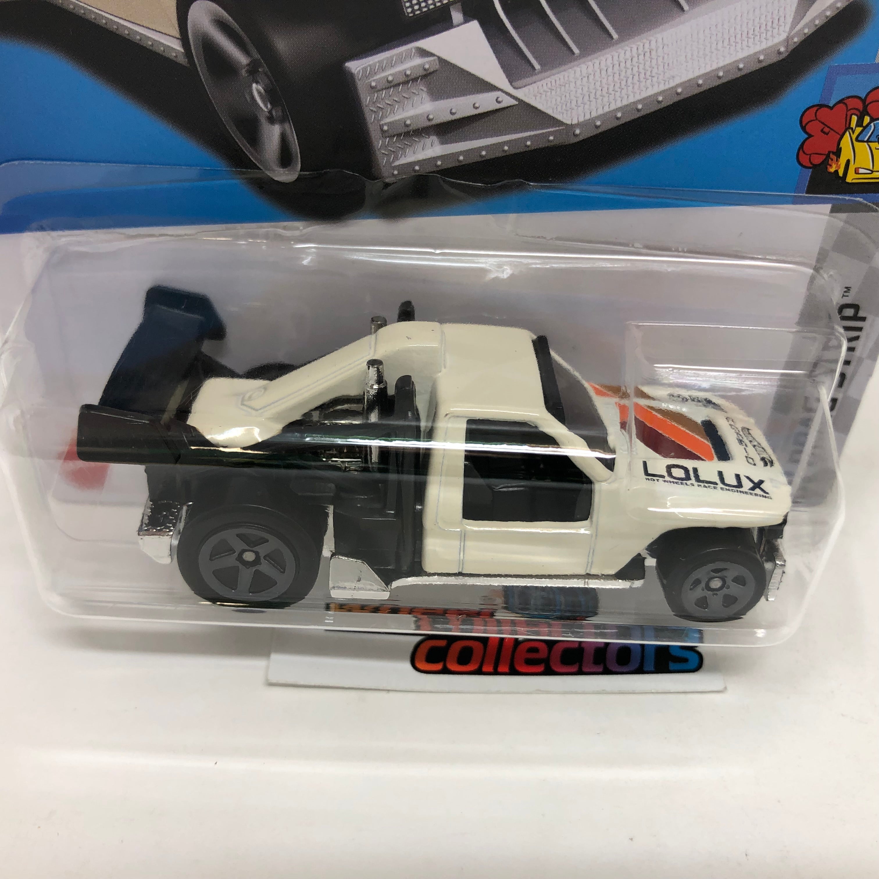 Lolux #80 * White * 2023 Hot Wheels Case M、mySite、hgirdovlk