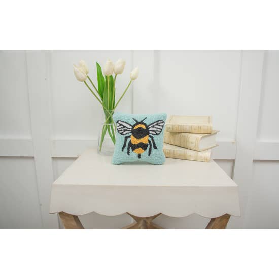 Bumble Bee Hooked Pillow Handmade、mySite、g9winljtr