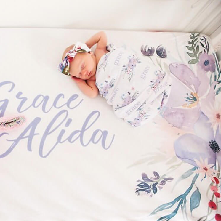  Rowan's Dusty Purple Bouquet Personalized Crib Sheet、mySite、layawaytickets