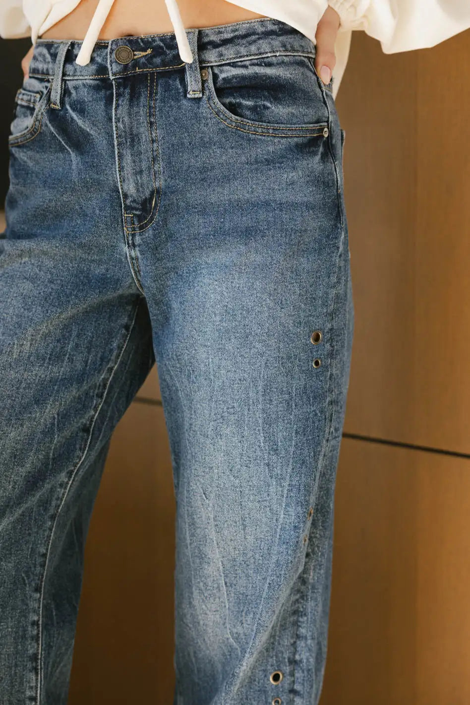 {product_title} - {shop_name}