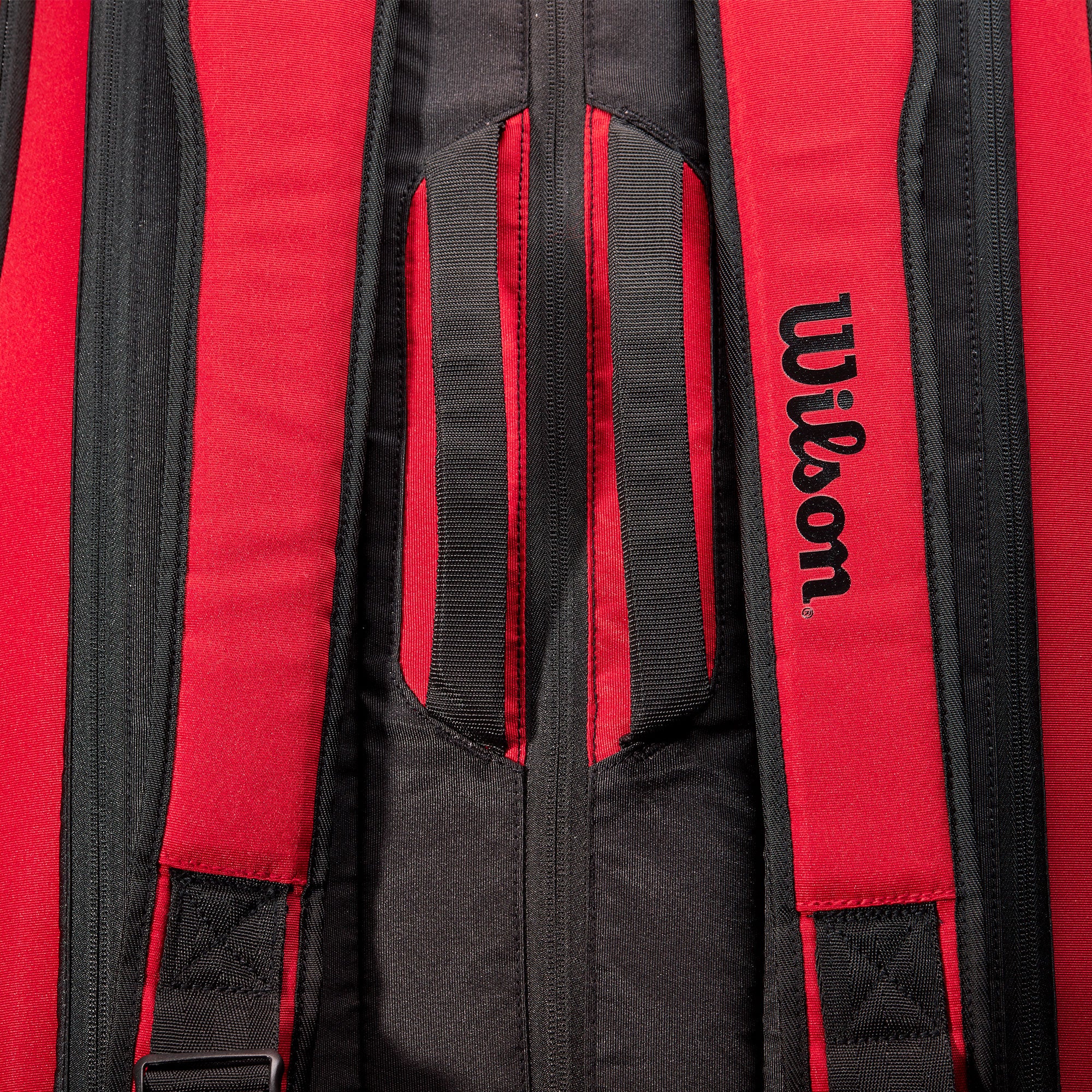 Wilson Clash V2 Super Tour 15 Racket Tennis Bag