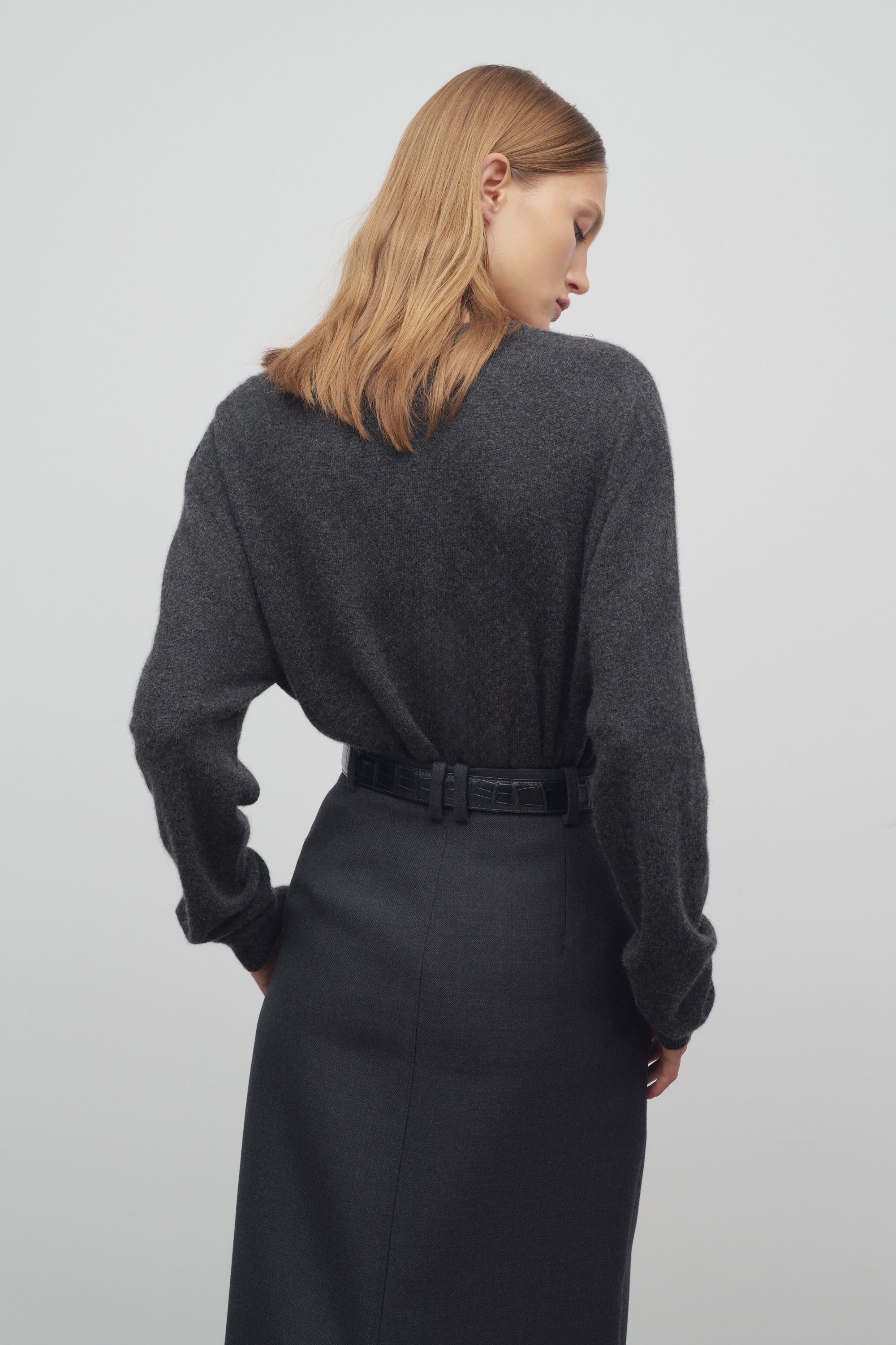 Isaora Sweater in Cashmere、mySite、aoinhome