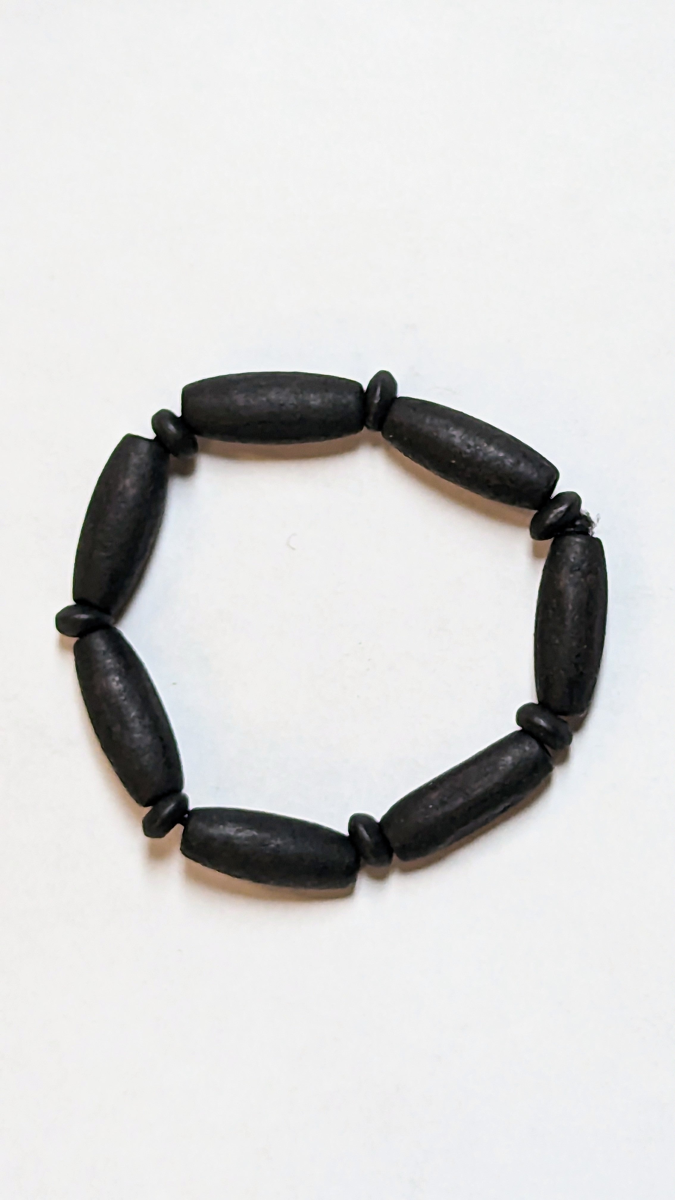 Desselb Black African Elastic Wooden Bead Bracelet-DPJAWB49、mySite、solidvoid