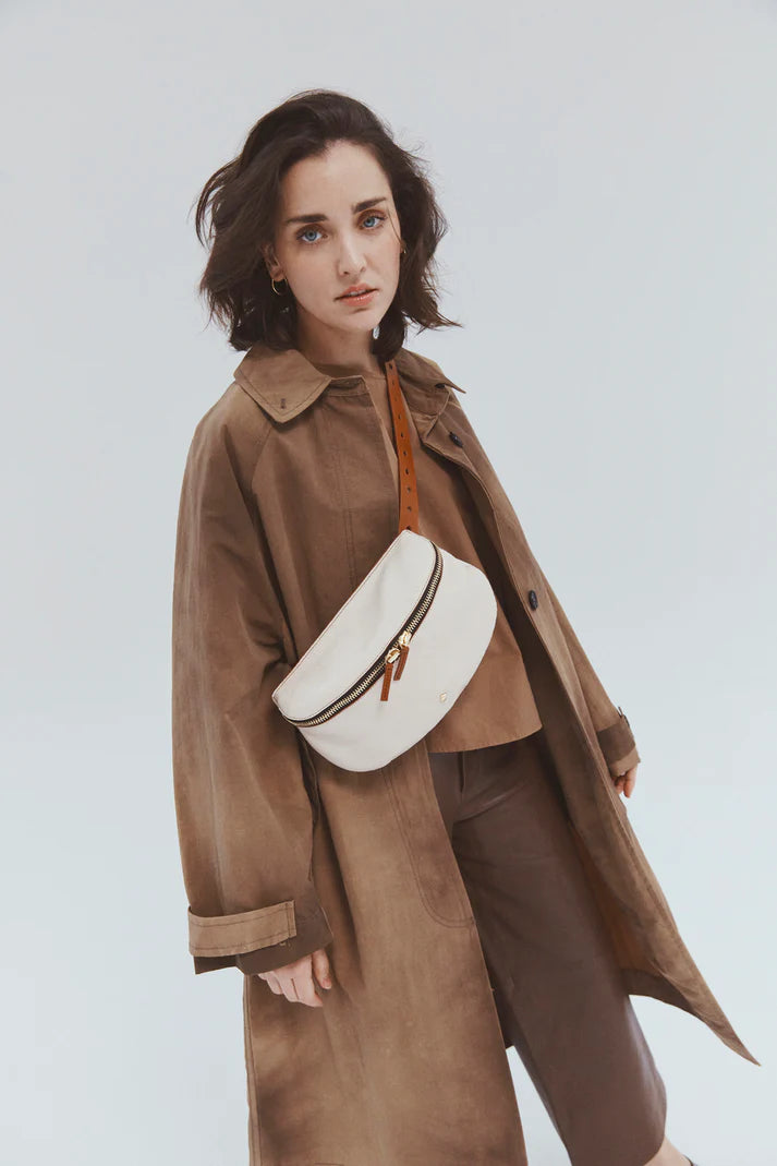 Herbert Frere Soeur La Grande Lili Adria Handbag, Camel/Lamb、mySite、noshort