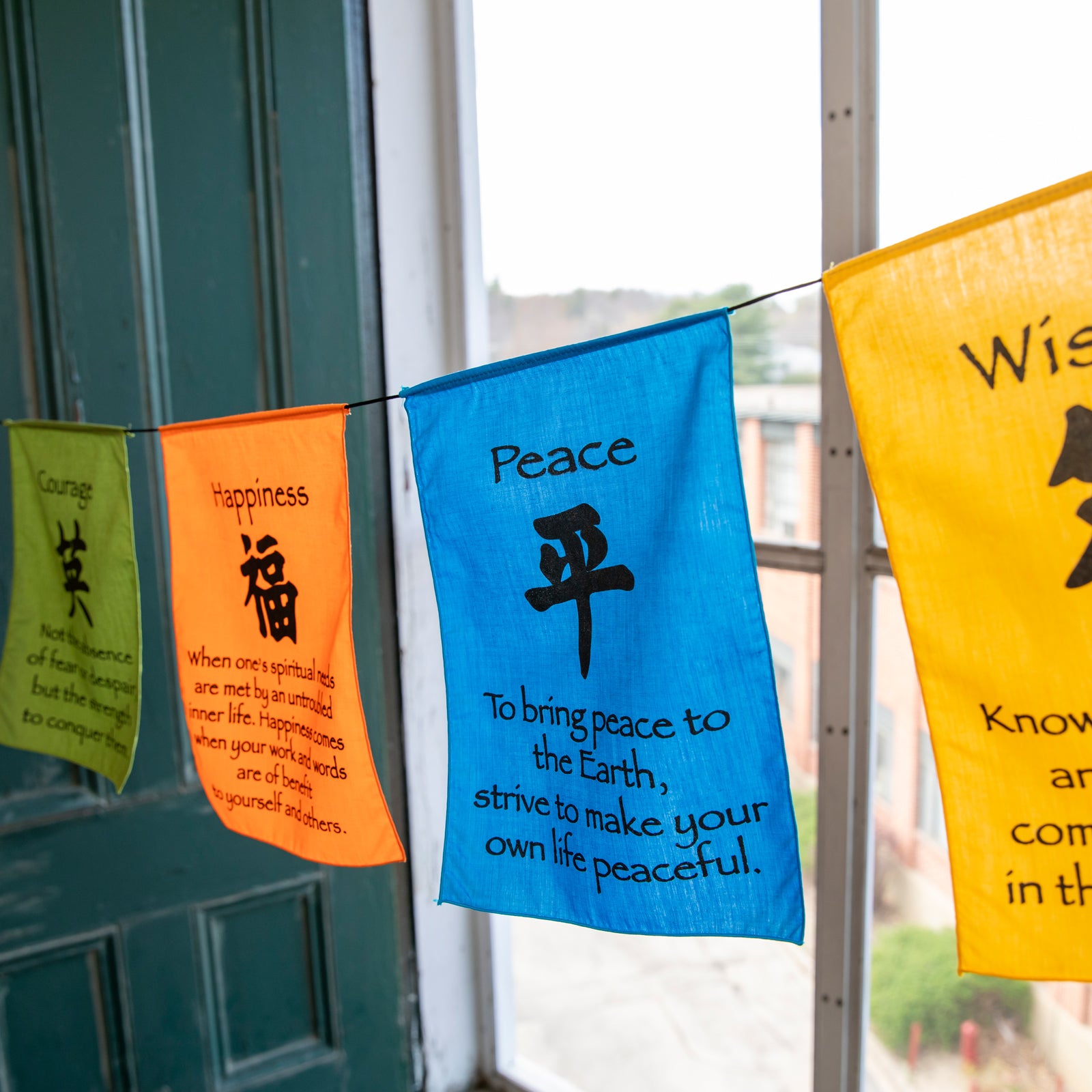 Large Prayer Flag in Bright Colors、mySite、topwebapps