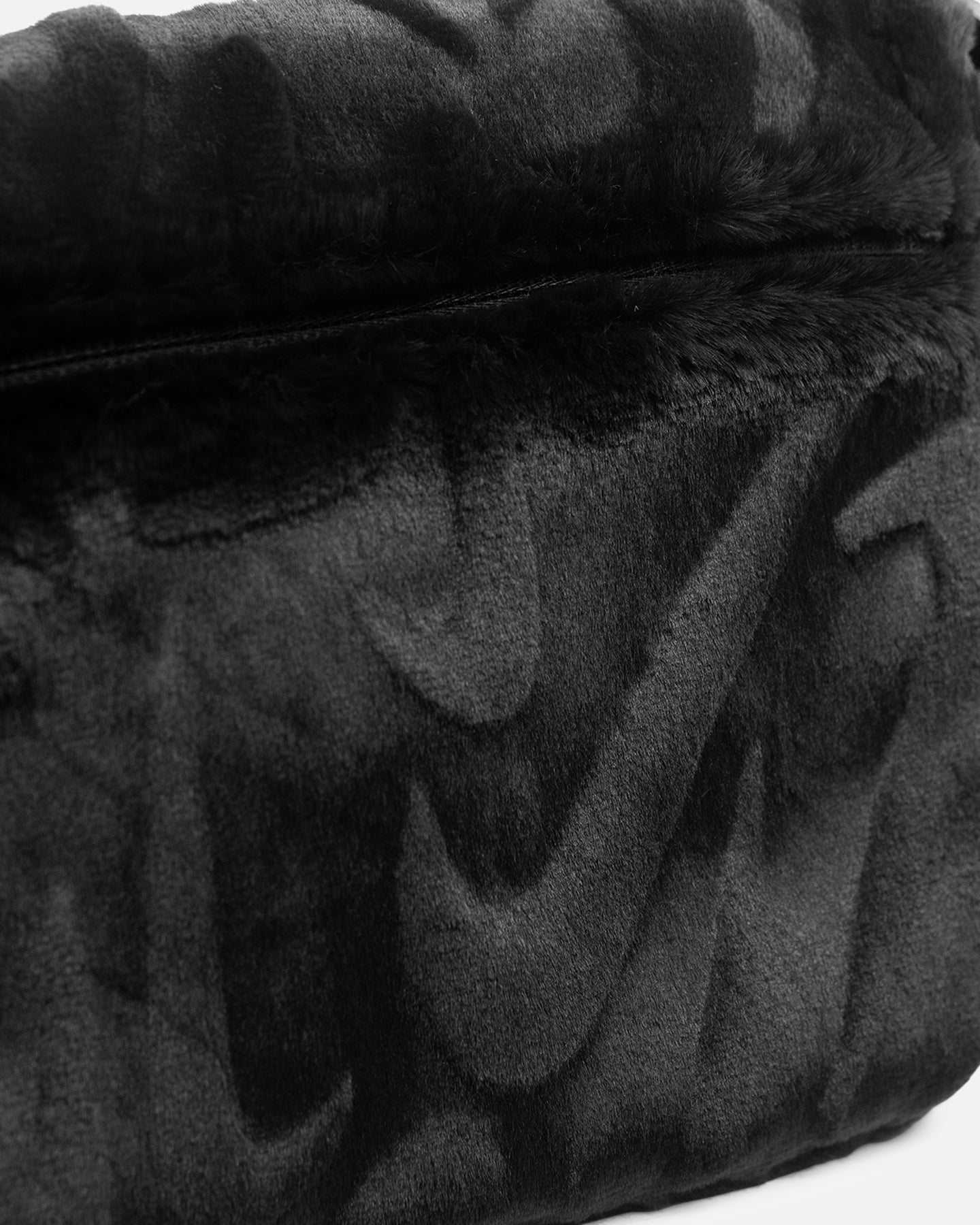 Nike Faux Fur Crossbody Bag (1L) Black/Black、mySite、zt4zffjzw