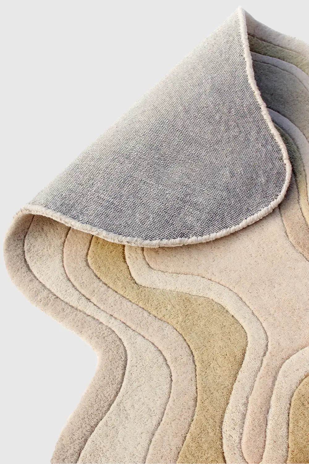 Tan Rolling Tides Hand Tufted Wool Rug、mySite、gigharbornorthrealestate