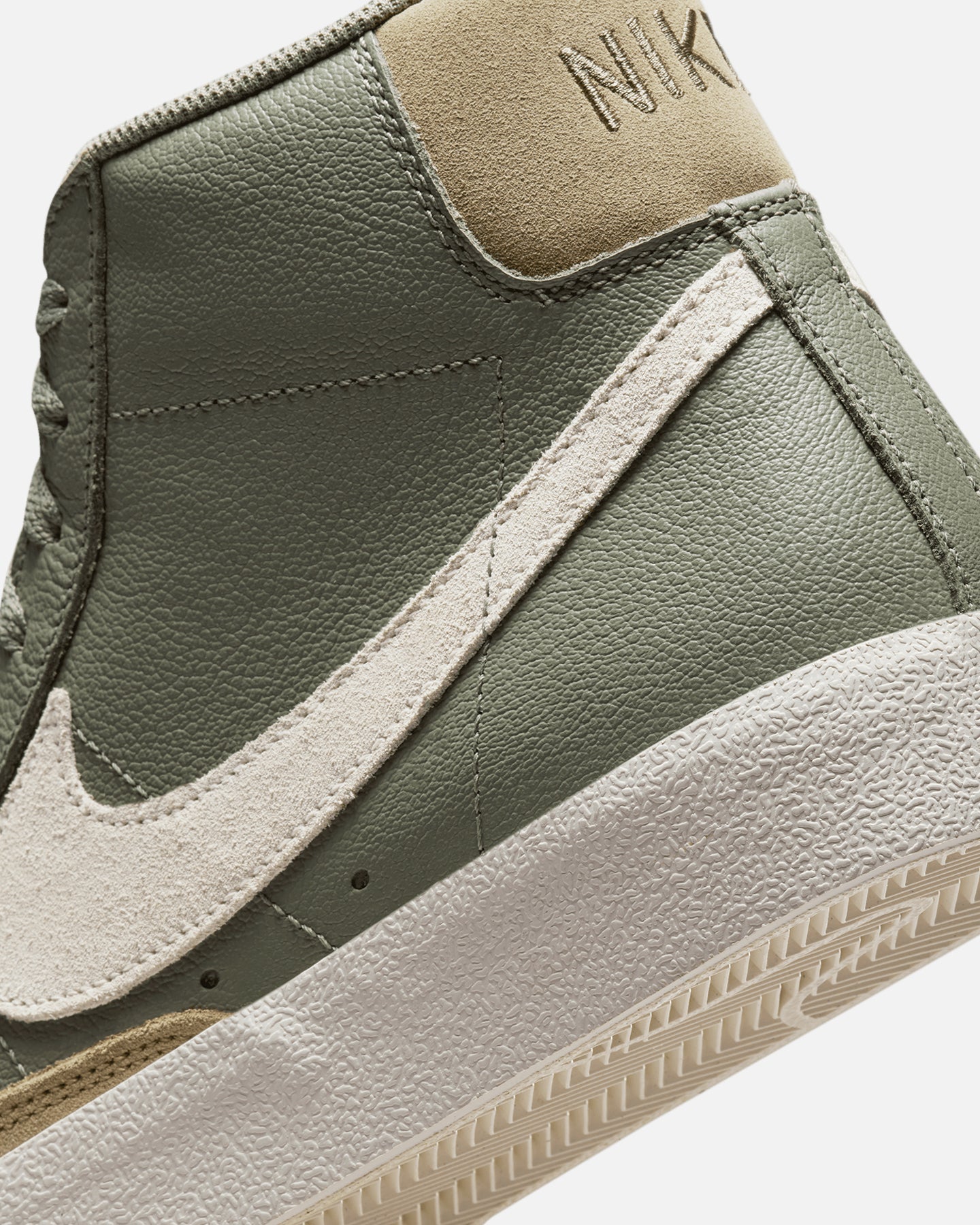 Nike Blazer Mid '77 Premium Essential+ Dark Stucco/Phantom、mySite、zt4zffjzw