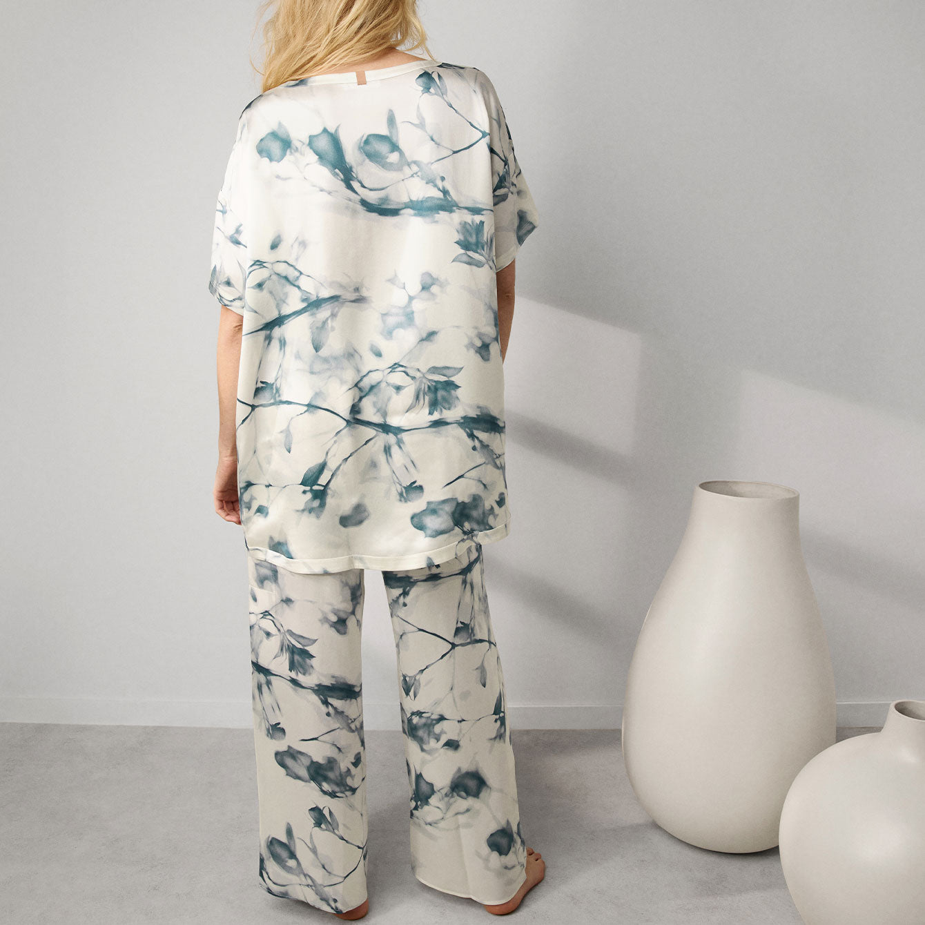 Lunya x Grace Dines Washable Silk Tee Pant Set、mySite、bengalsvssteelers